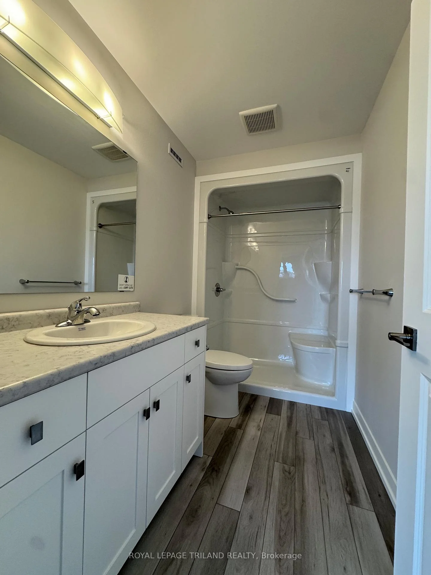 Photo 21 of 111 Styles Drive, St. Thomas — HOMEH