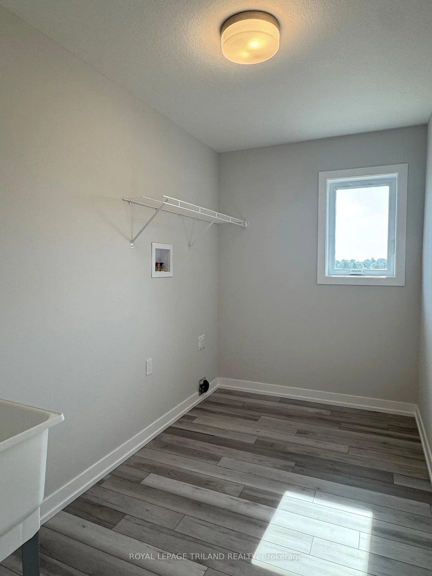 Photo 22 of 111 Styles Drive, St. Thomas — HOMEH