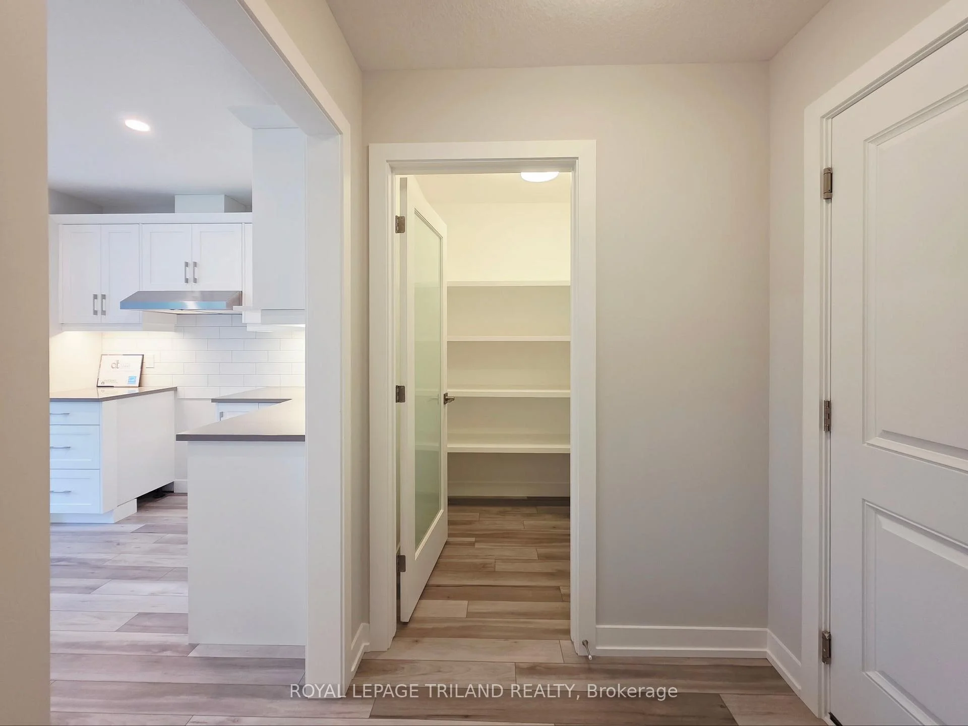 Photo 23 of 111 Styles Drive, St. Thomas — HOMEH