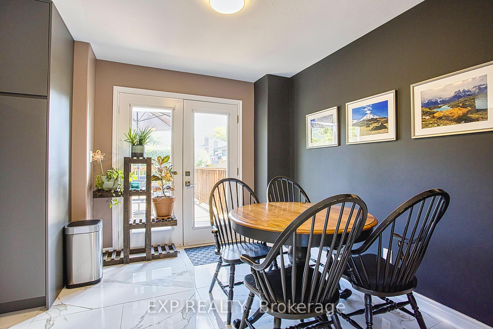 Photo 9 of 112 Arthur Street, St. Catharines, Port Weller — HOMEH