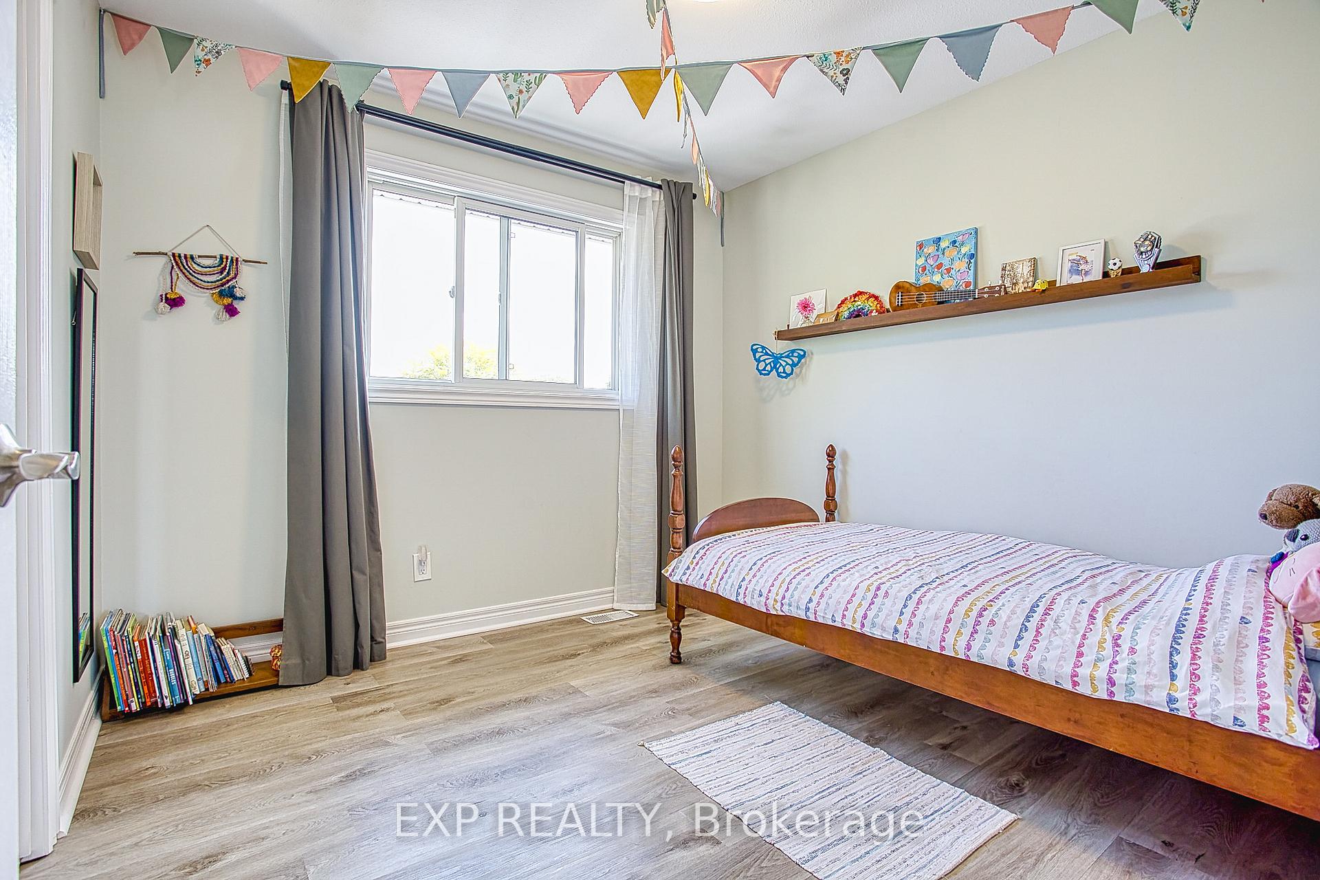 Photo 17 of 112 Arthur Street, St. Catharines, Port Weller — HOMEH
