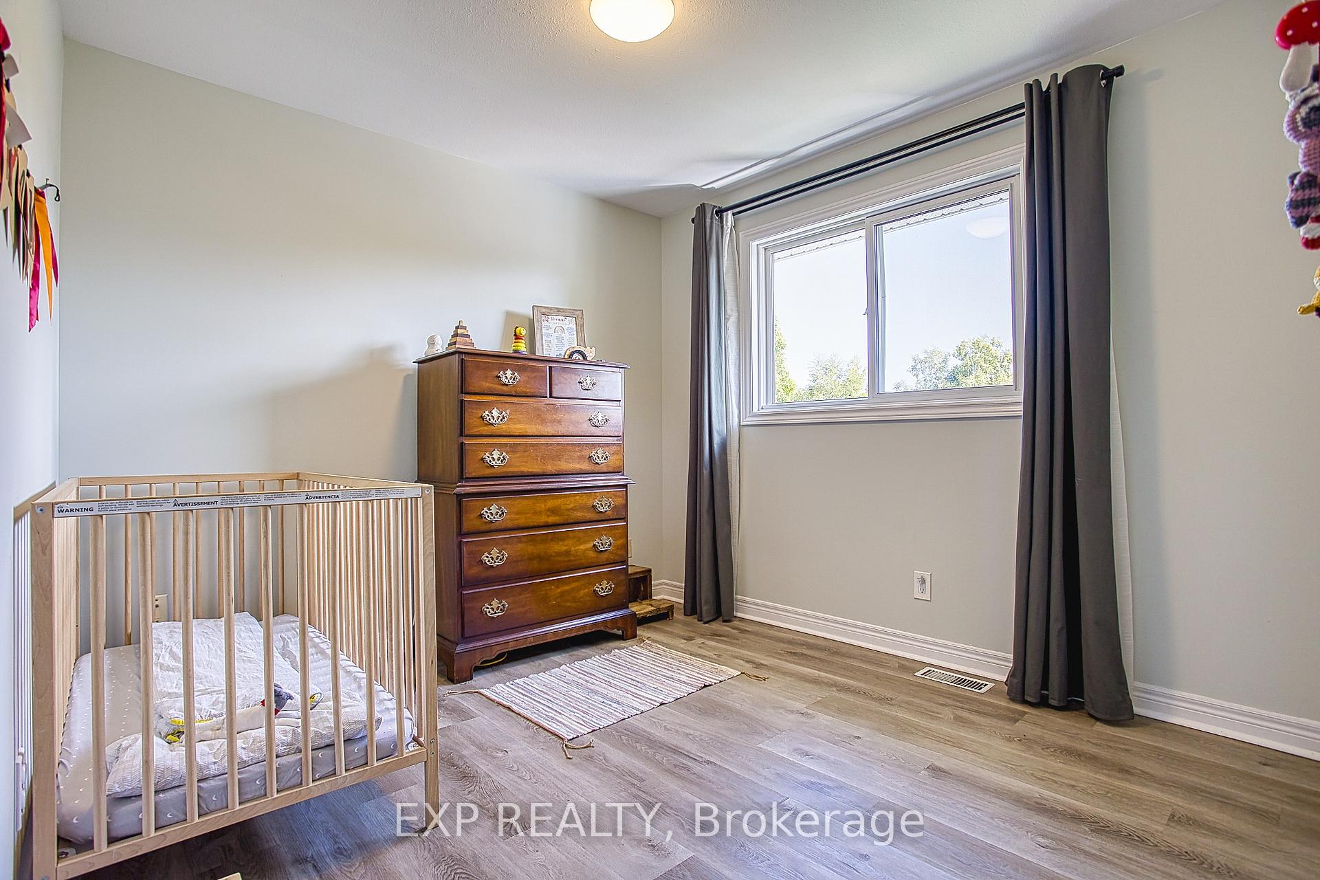 Photo 18 of 112 Arthur Street, St. Catharines, Port Weller — HOMEH
