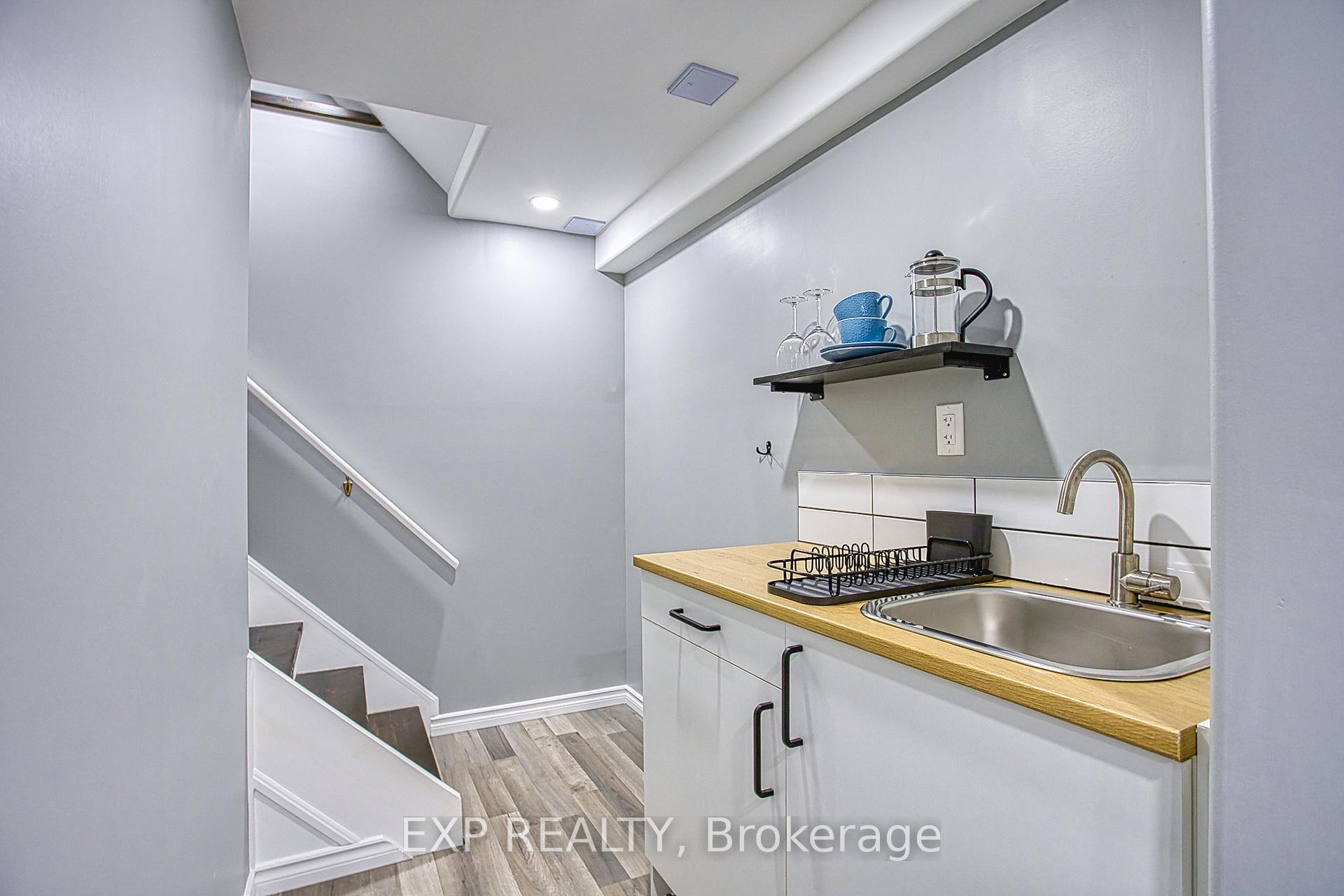 Photo 21 of 112 Arthur Street, St. Catharines, Port Weller — HOMEH