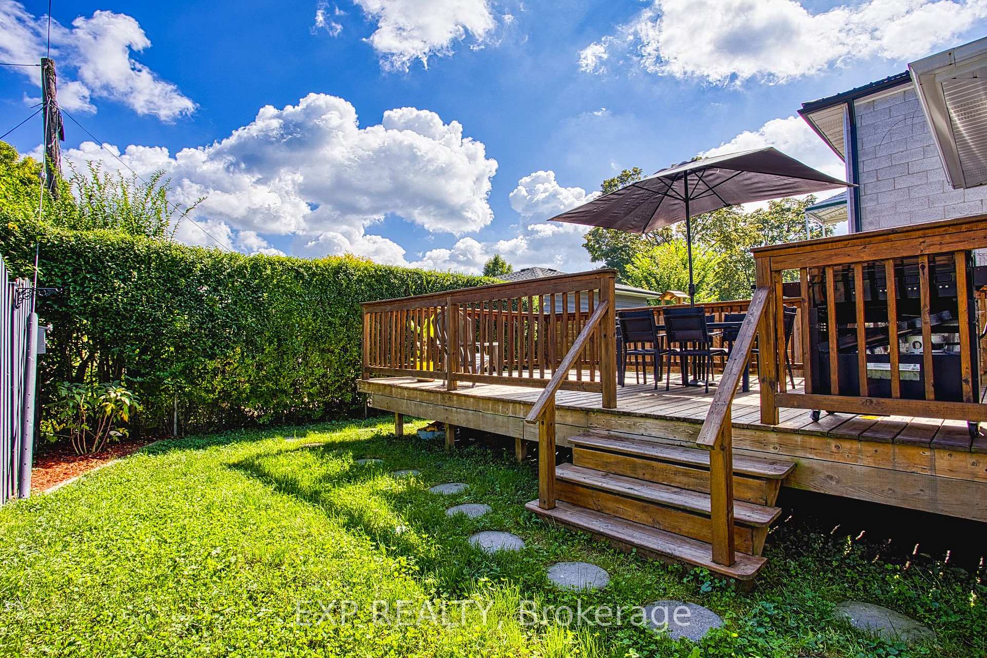 Photo 29 of 112 Arthur Street, St. Catharines, Port Weller — HOMEH