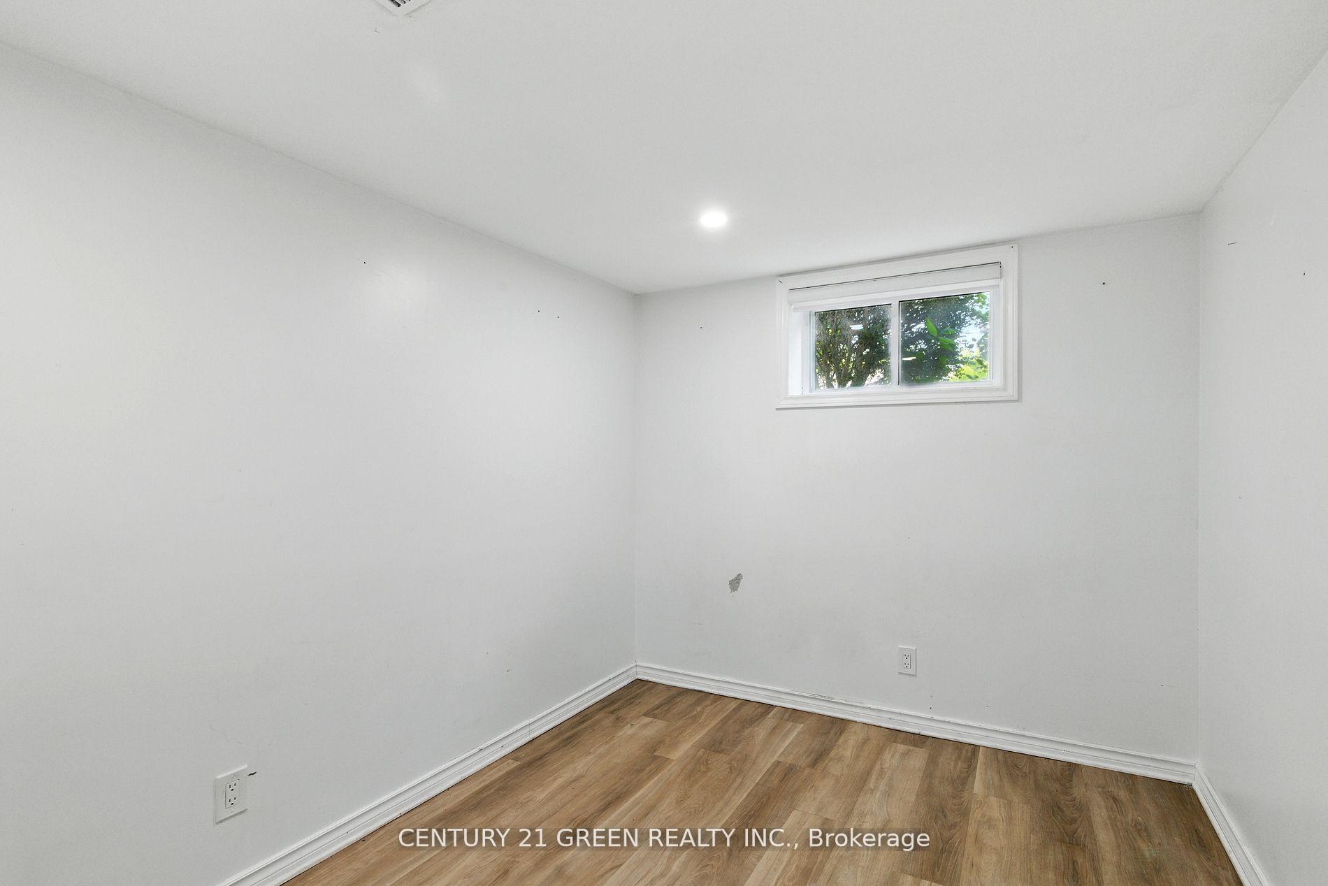 Photo 1 of 42 Bloomfield Avenue, St. Catharines, Secord Woods — HOMEH