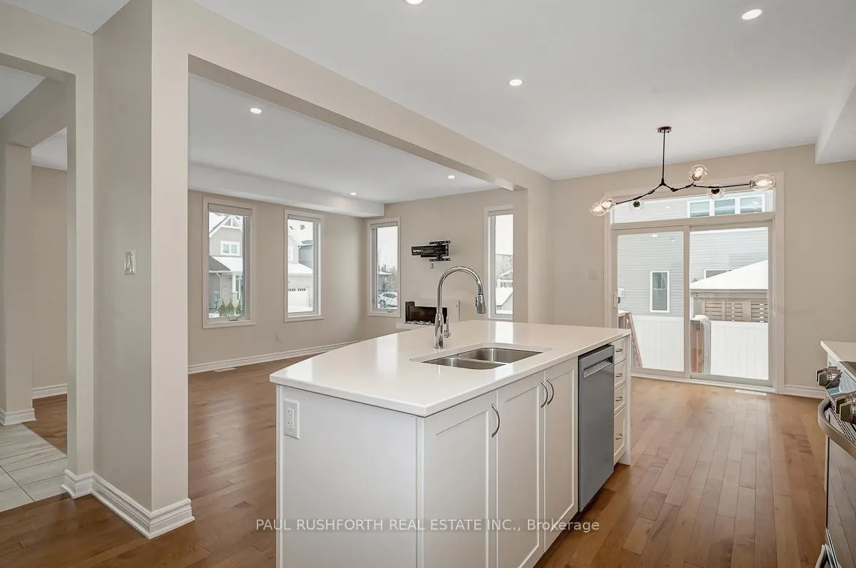 Photo 13 of 115 Discovery Crescent, Ottawa, Stittsville (North) — HOMEH