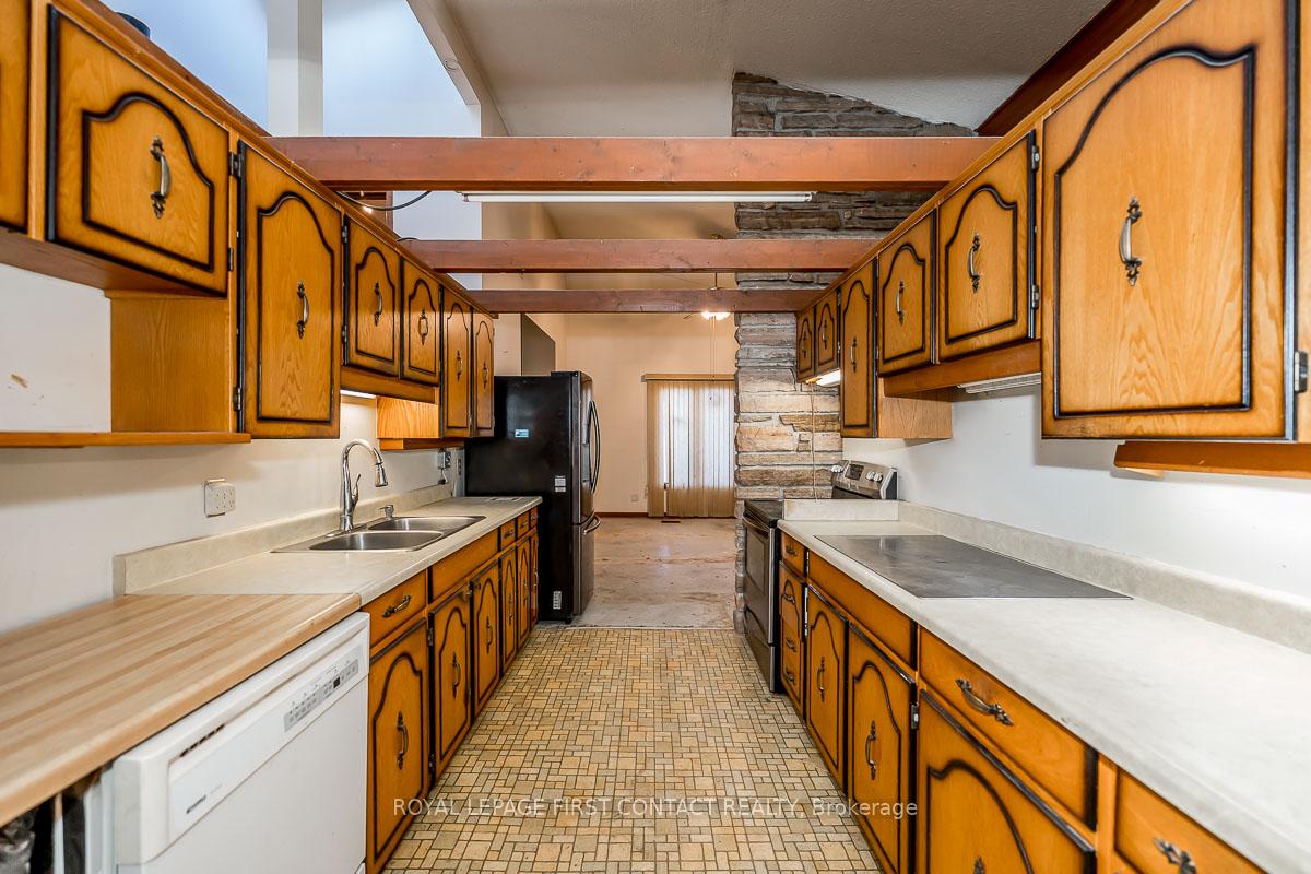 Photo 12 of 11707 27 County Road, Springwater, Rural Springwater — HOMEH