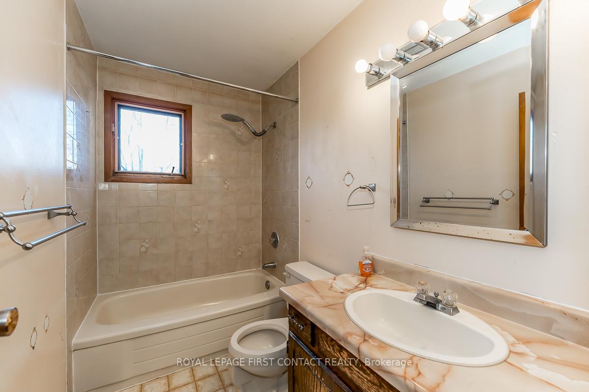Photo 23 of 11707 27 County Road, Springwater, Rural Springwater — HOMEH