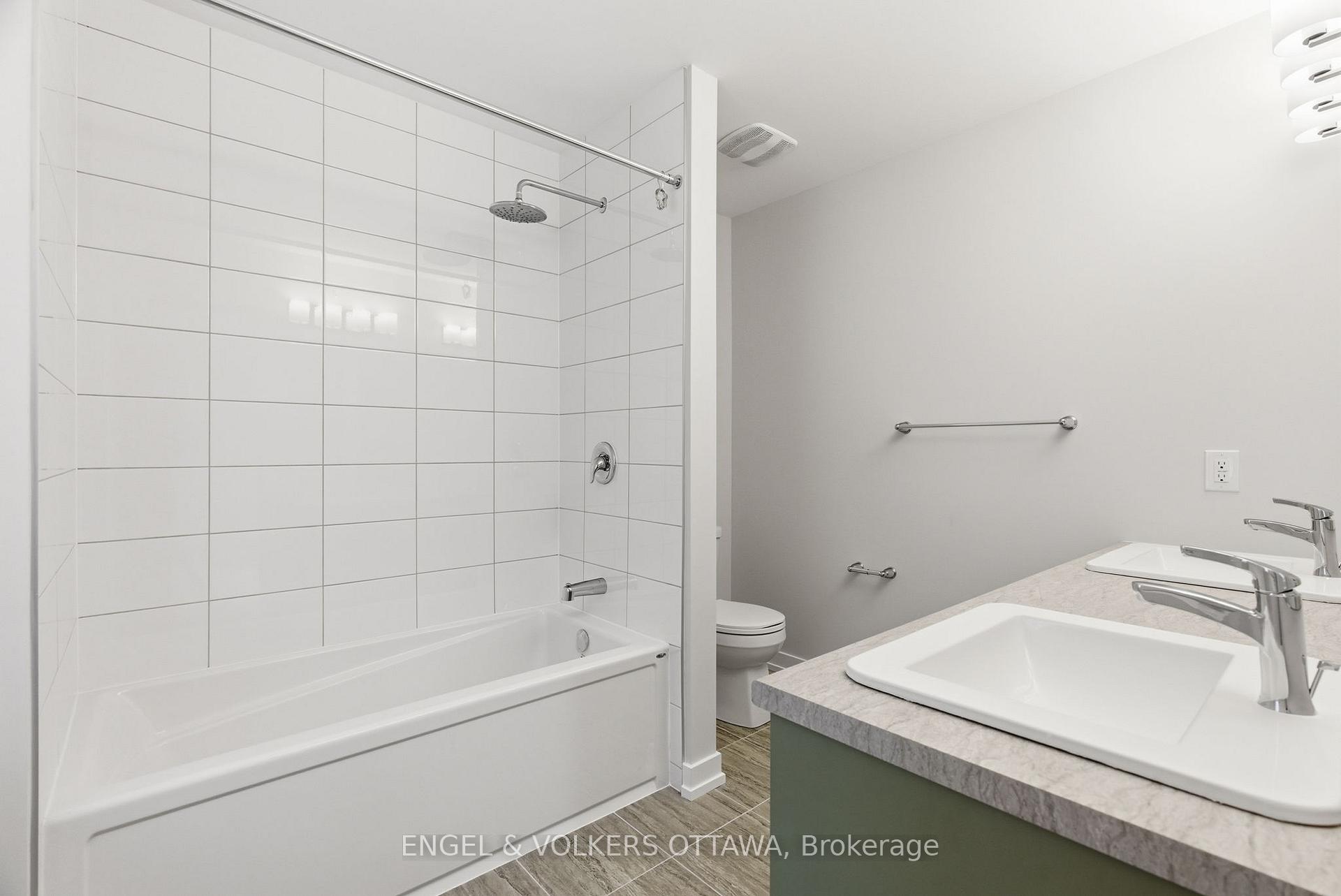 Photo 31 of 574 Oldenburg Avenue, Ottawa, Btwn Franktown Rd. & Fallowfield Rd. — HOMEH
