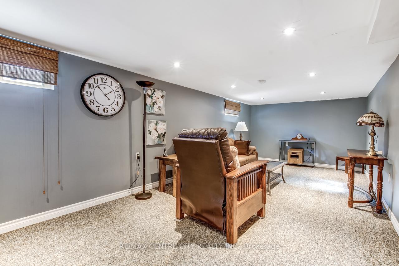 Photo 17 of 145 Hughes Street, St. Thomas — HOMEH
