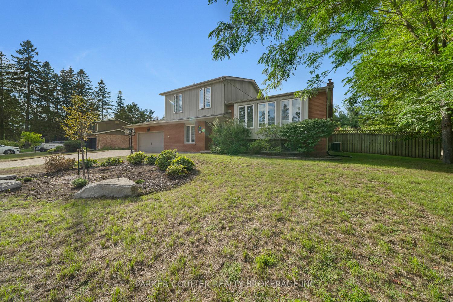 Photo 4 of 30 Cedar Creek Road, Springwater, Midhurst — HOMEH
