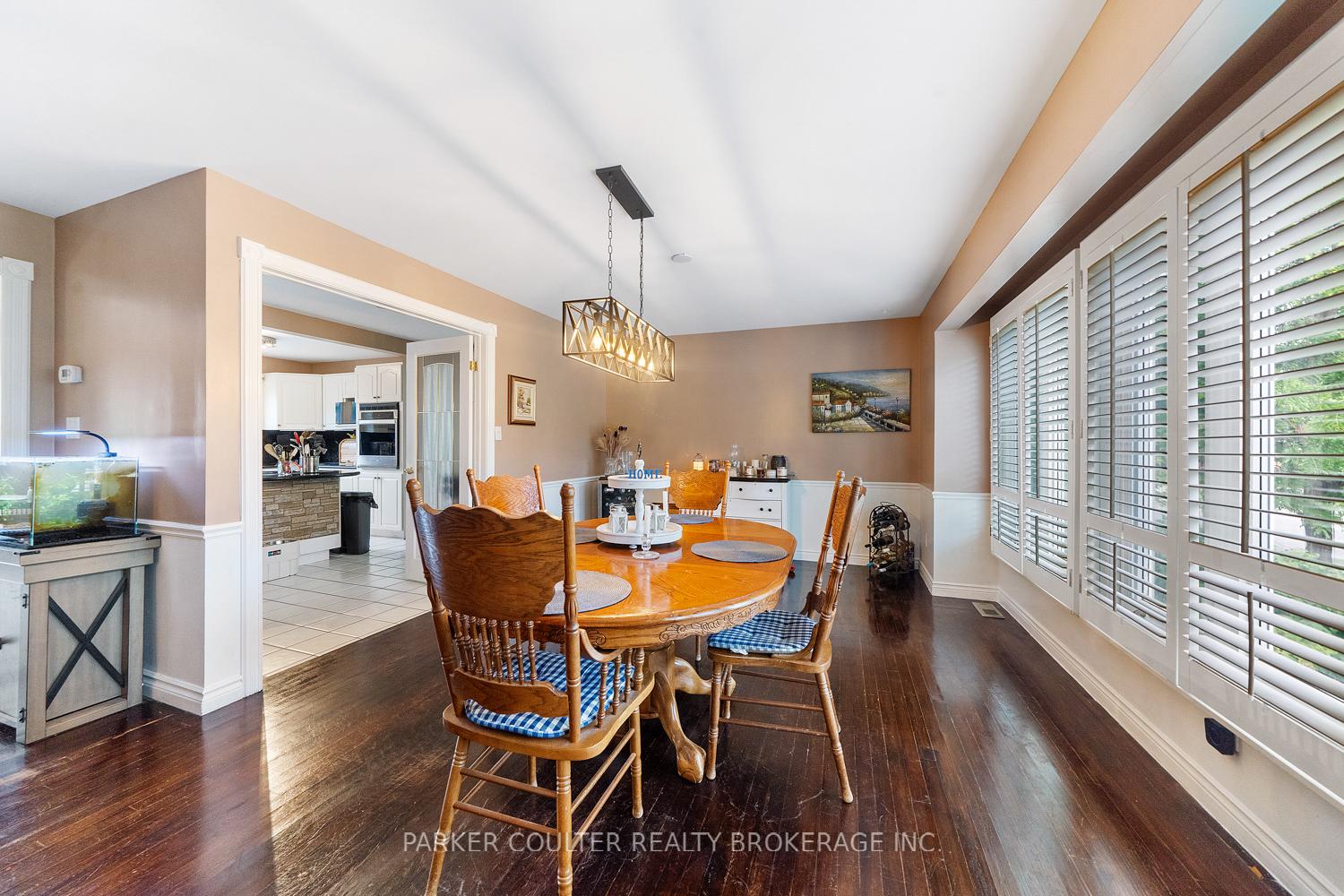 Photo 15 of 30 Cedar Creek Road, Springwater, Midhurst — HOMEH