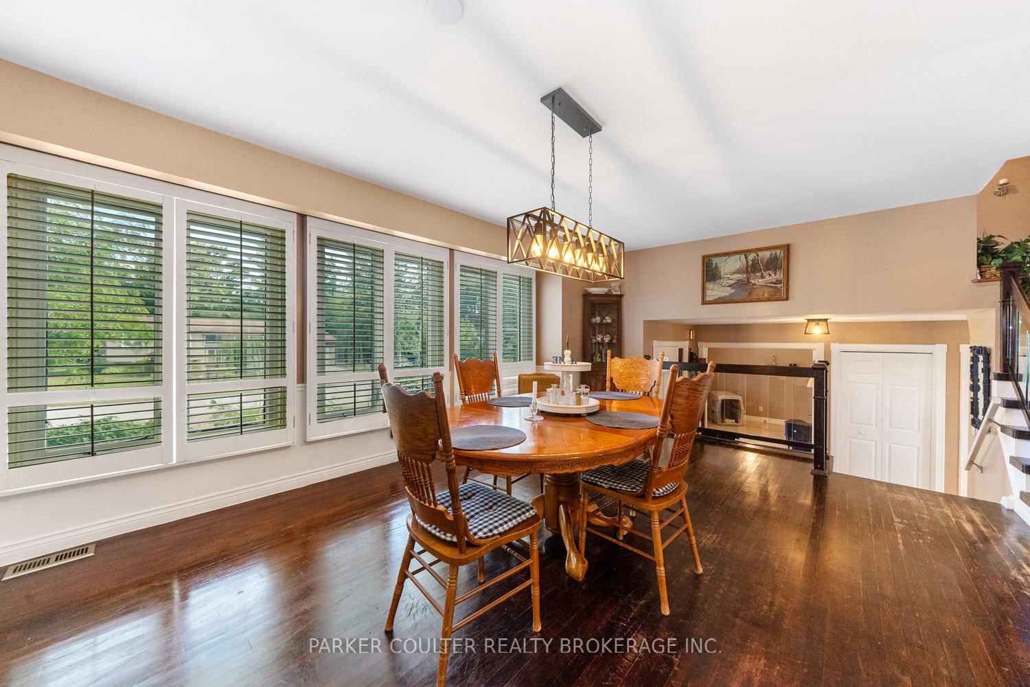 Photo 17 of 30 Cedar Creek Road, Springwater, Midhurst — HOMEH