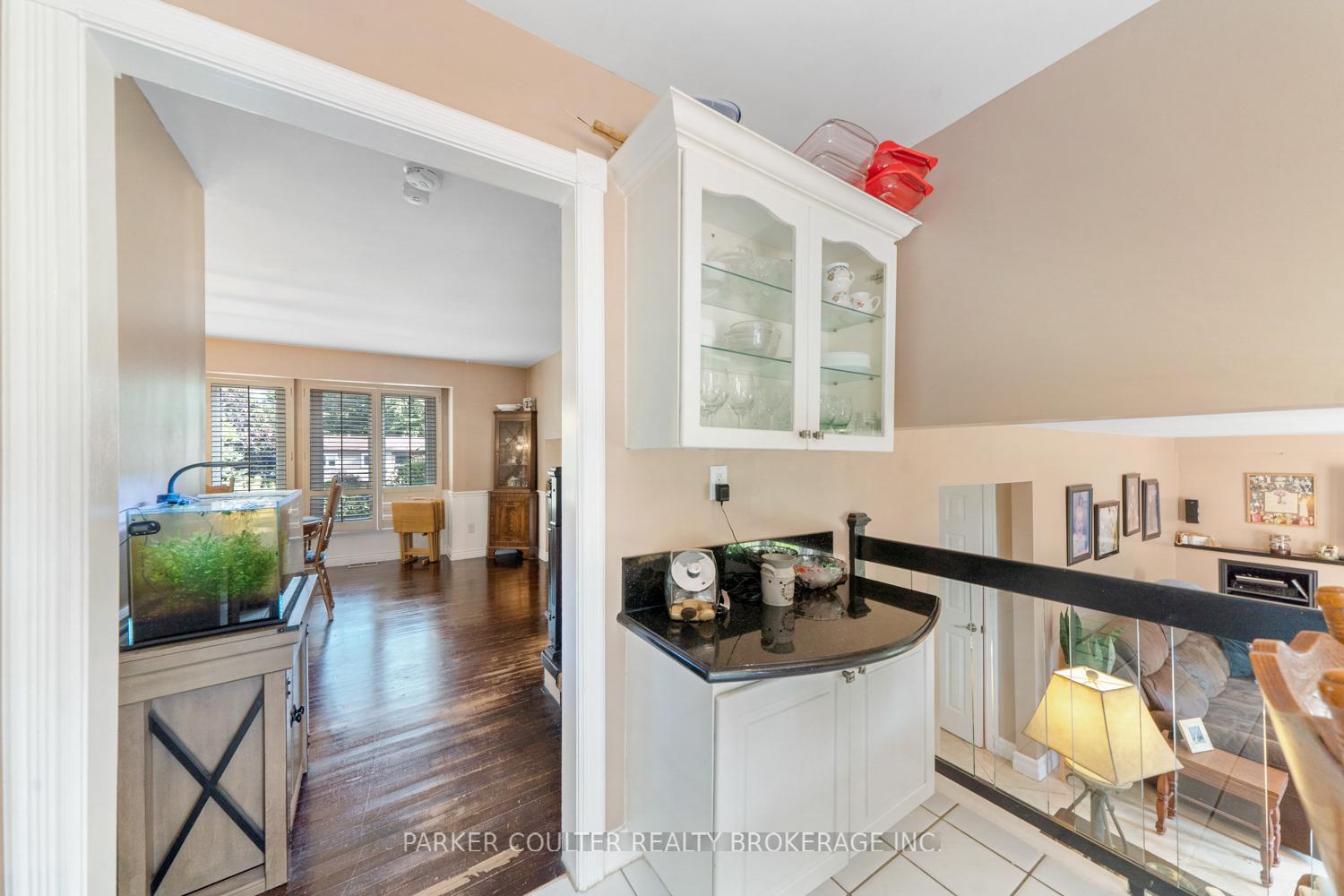 Photo 22 of 30 Cedar Creek Road, Springwater, Midhurst — HOMEH