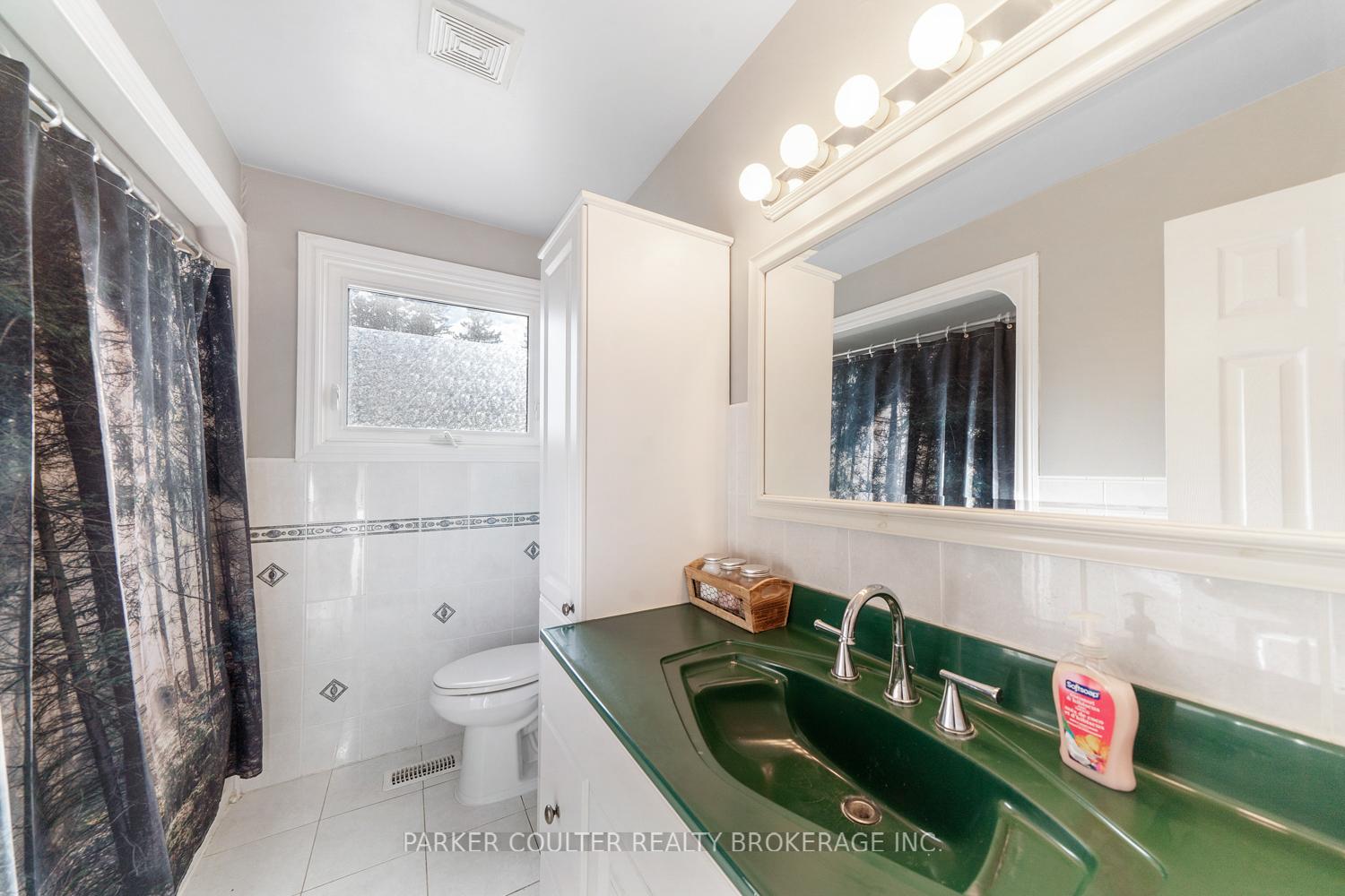 Photo 23 of 30 Cedar Creek Road, Springwater, Midhurst — HOMEH