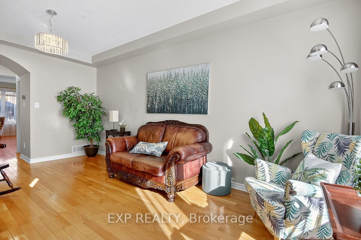 Photo 7 of 202 Mistral Way, Ottawa, Stittsville (North) — HOMEH
