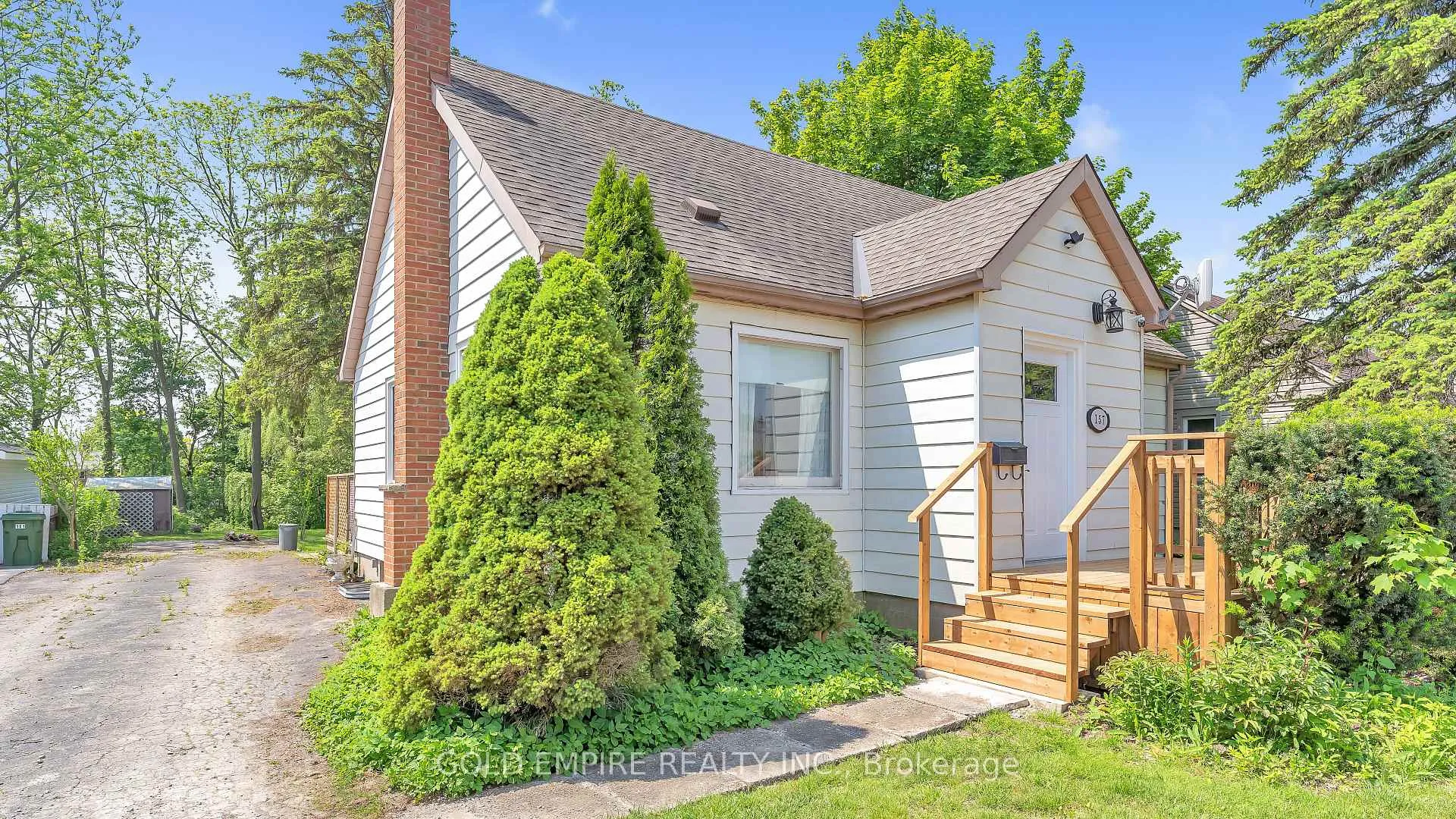 Photo 1 of 157 Chestnut Street, St. Thomas — HOMEH
