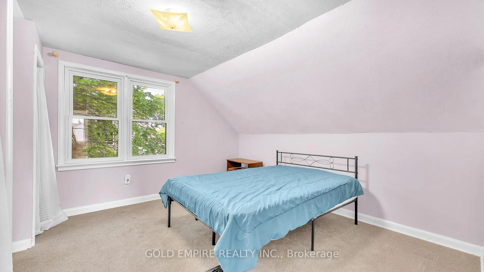Photo 13 of 157 Chestnut Street, St. Thomas — HOMEH