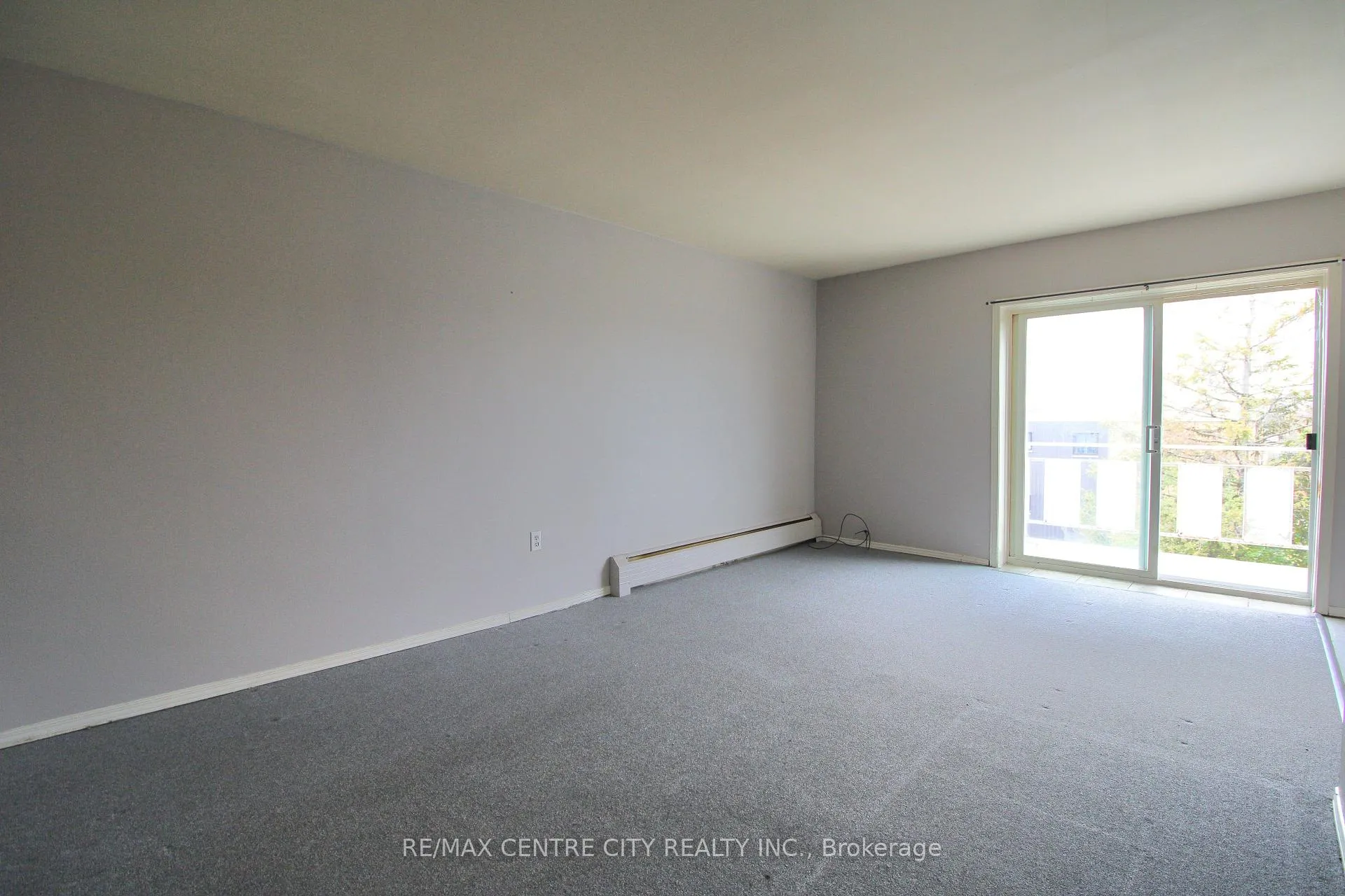 Photo 7 of Unit 18, 18 Holland Street, St. Thomas — HOMEH