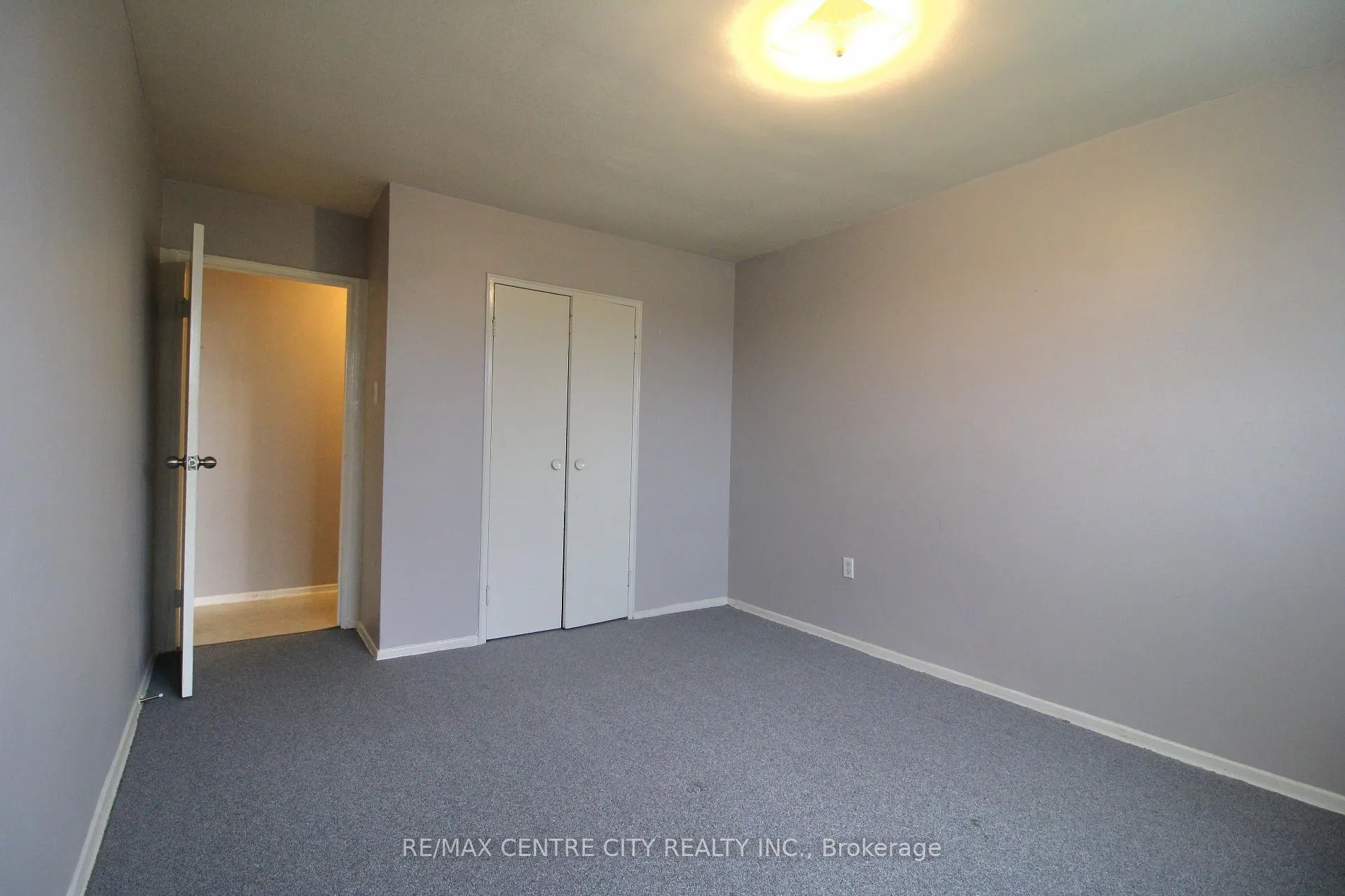Photo 11 of Unit 18, 18 Holland Street, St. Thomas — HOMEH