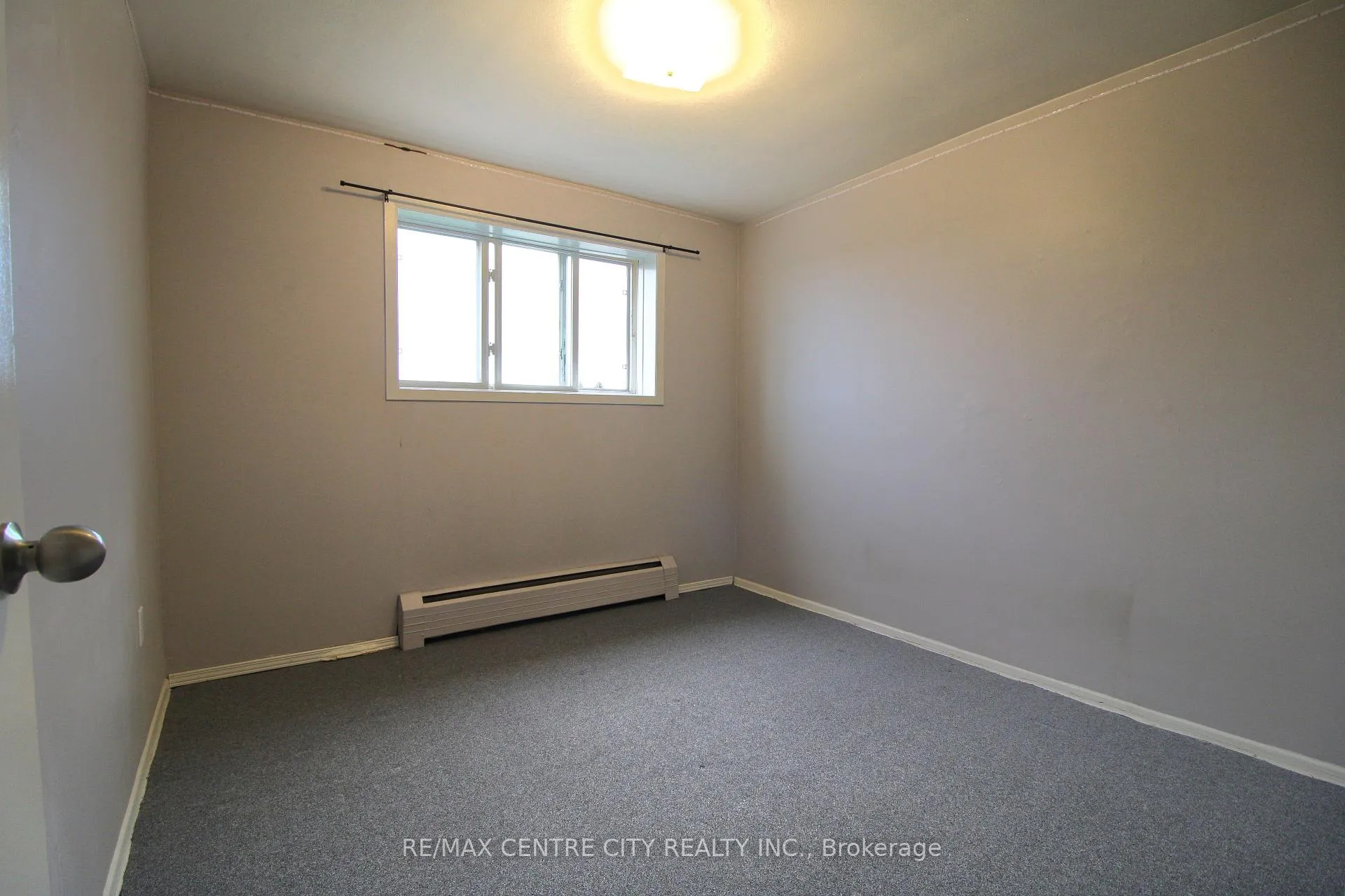 Photo 12 of Unit 18, 18 Holland Street, St. Thomas — HOMEH