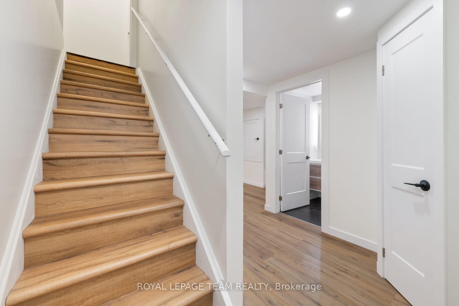 Photo 4 of 329 Gallantry Way, Ottawa, Stittsville (North) — HOMEH