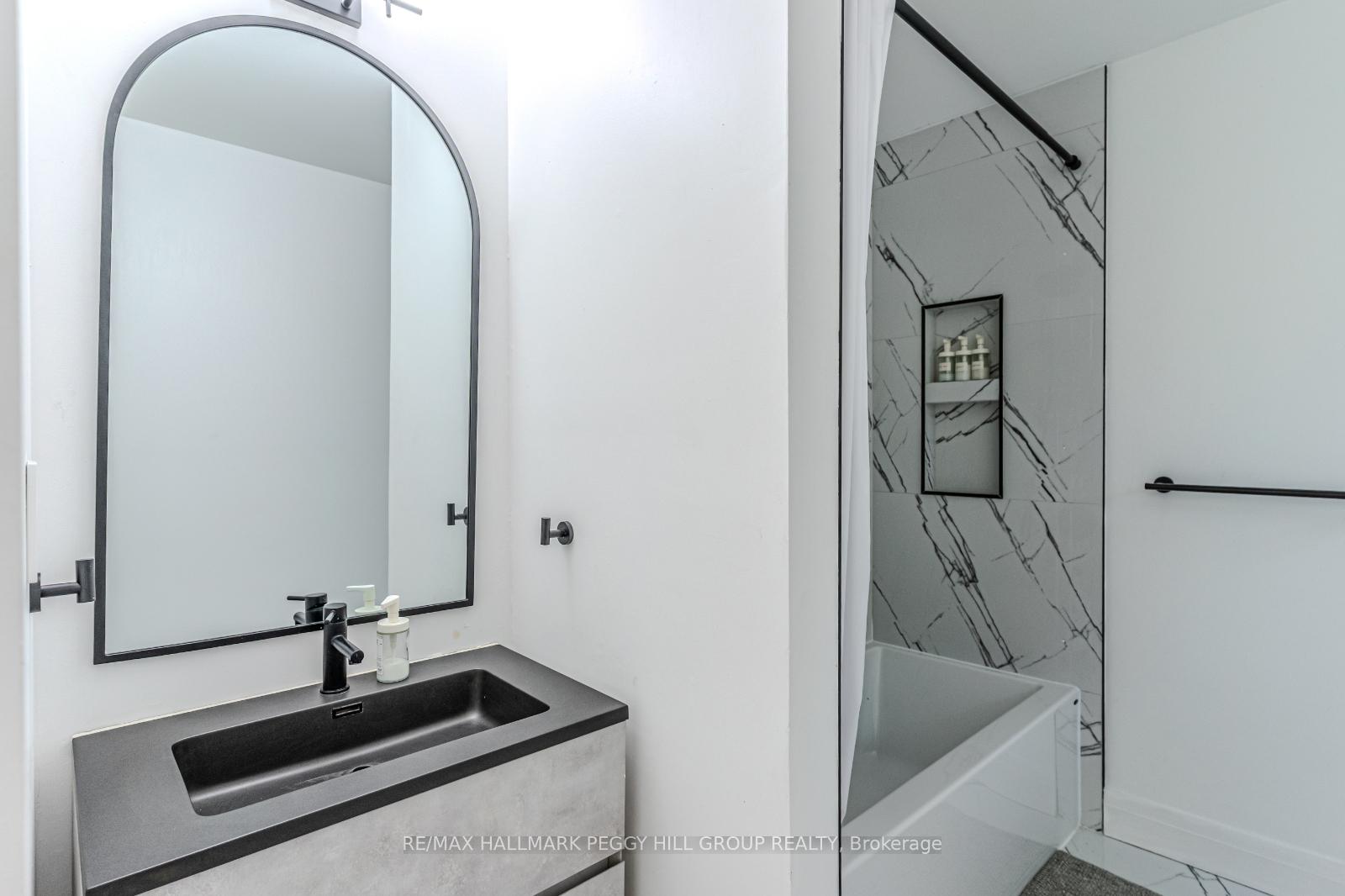 Photo 15 of 20 Hillview Crescent, Springwater, Rural Springwater — HOMEH
