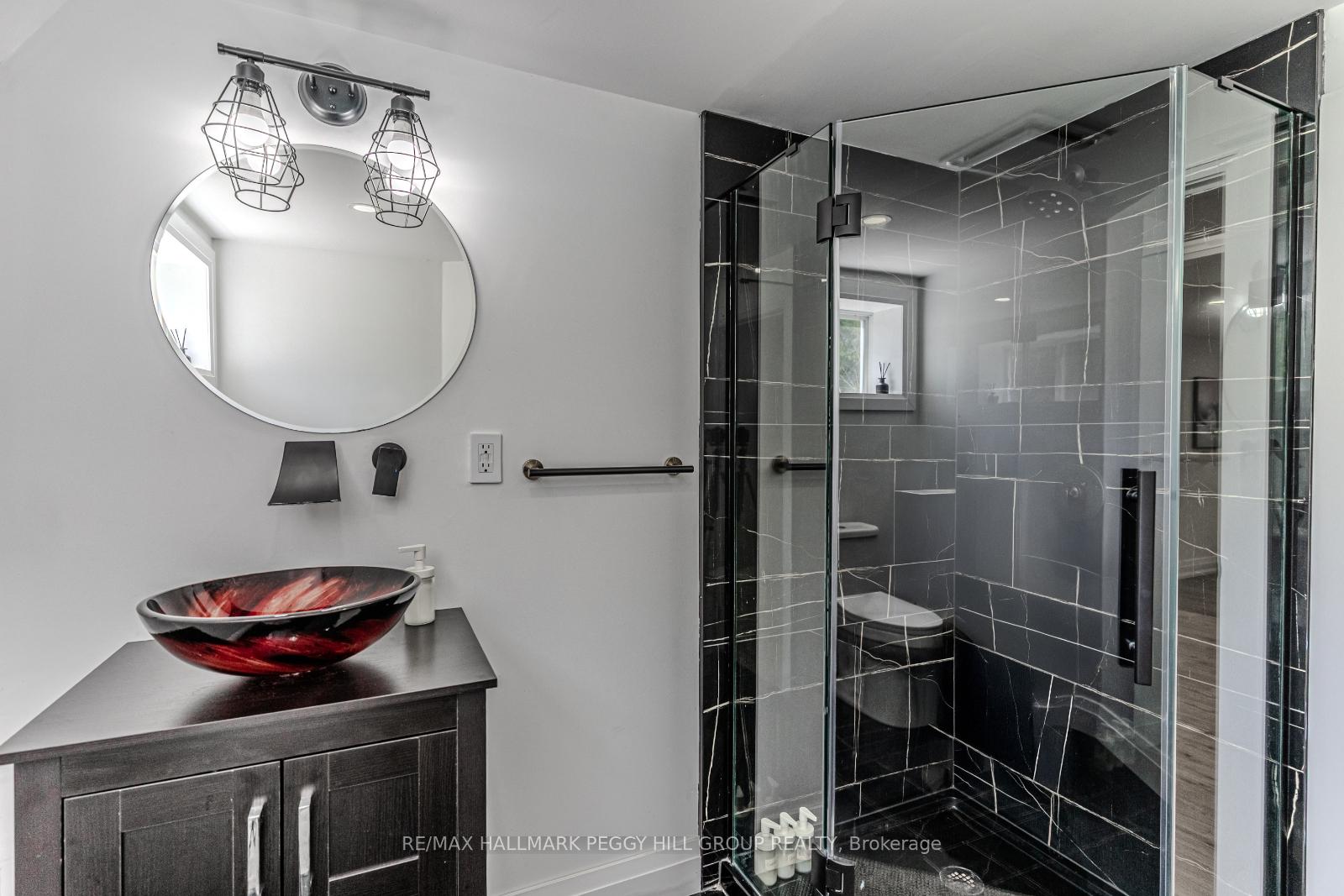 Photo 22 of 20 Hillview Crescent, Springwater, Rural Springwater — HOMEH