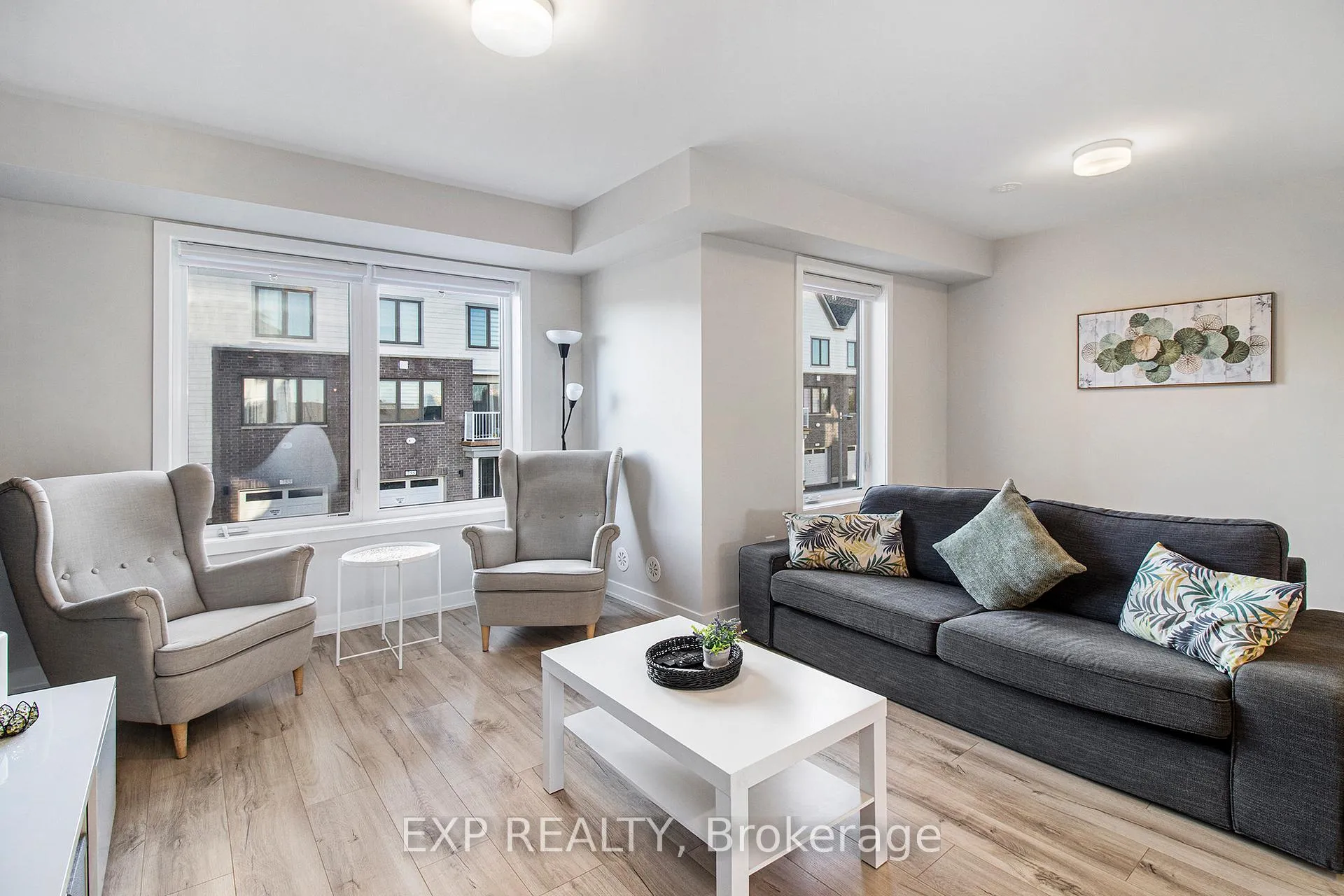 Photo 5 of 754 Kinstead Private, Ottawa, Stittsville (North) — HOMEH