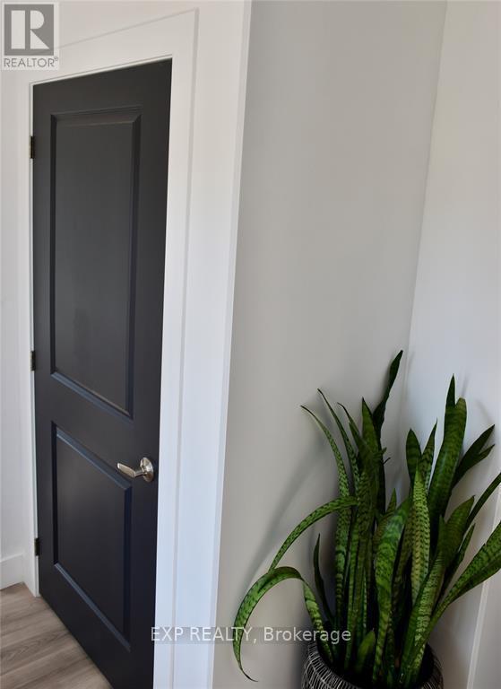 Photo 9 of 1193 Emily Street, St. Clair — HOMEH