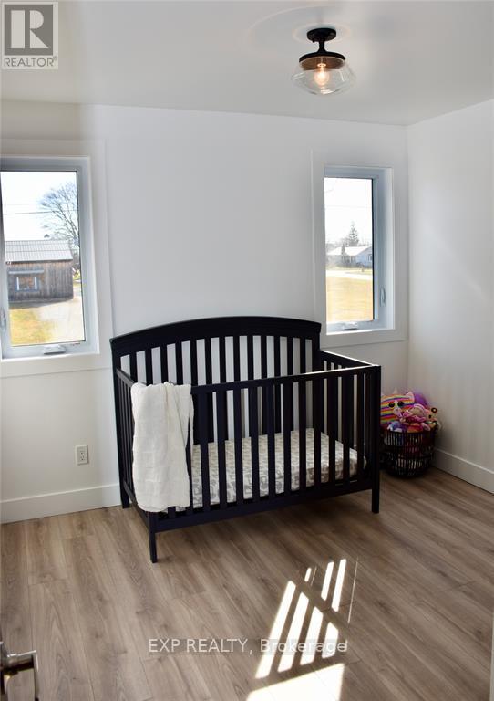 Photo 19 of 1193 Emily Street, St. Clair — HOMEH