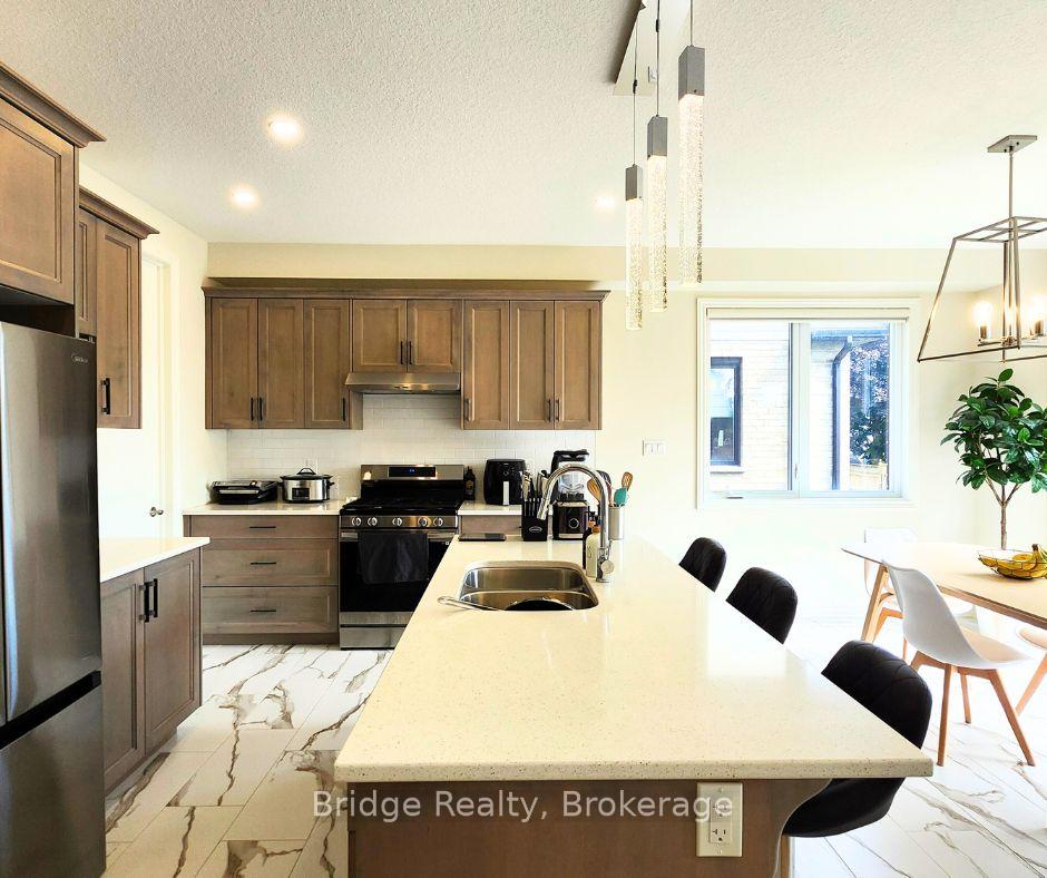 Photo 9 of 20 Welch Court, St. Thomas — HOMEH