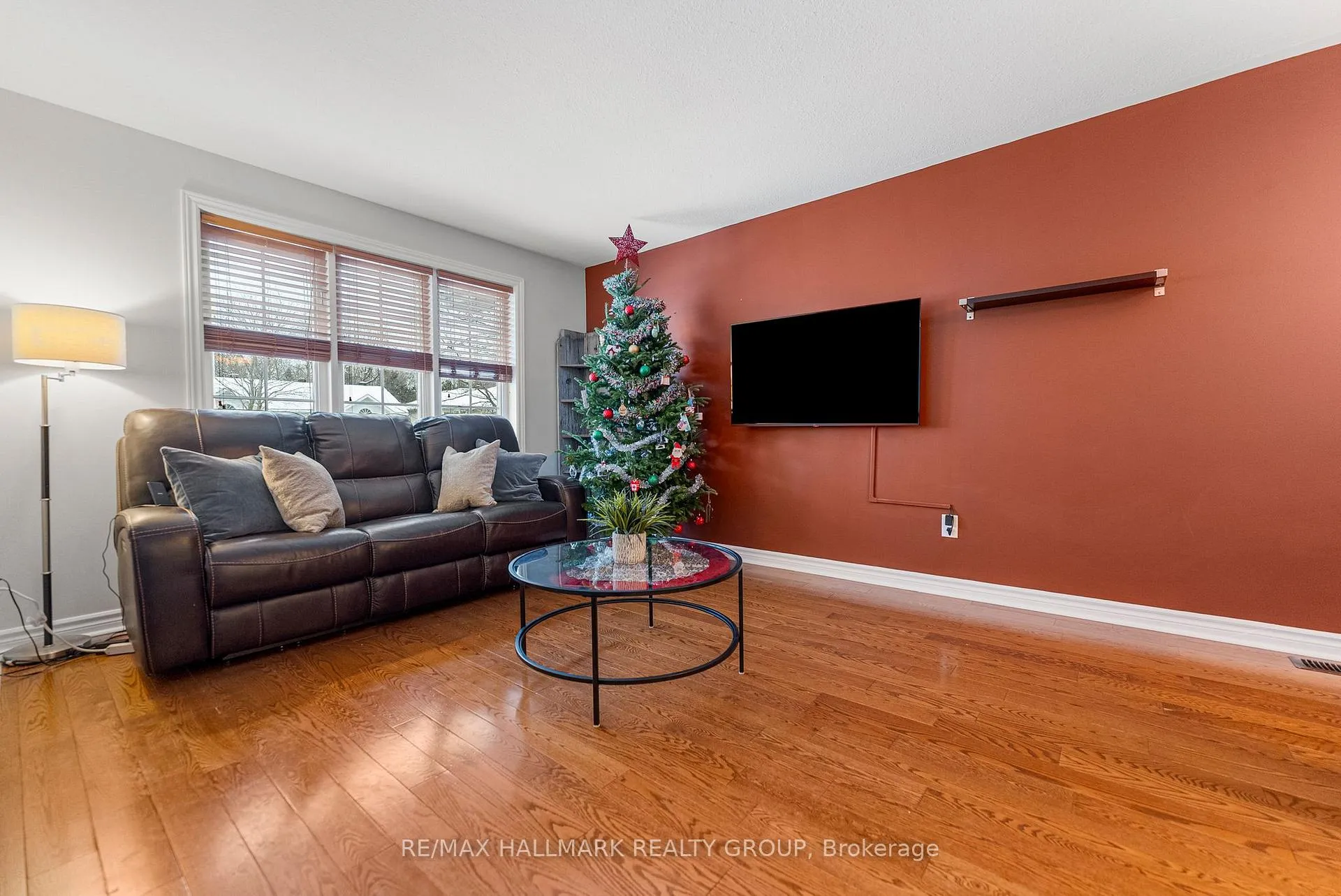 Photo 11 of 62 Whalings Circle, Ottawa, Stittsville (Central) — HOMEH