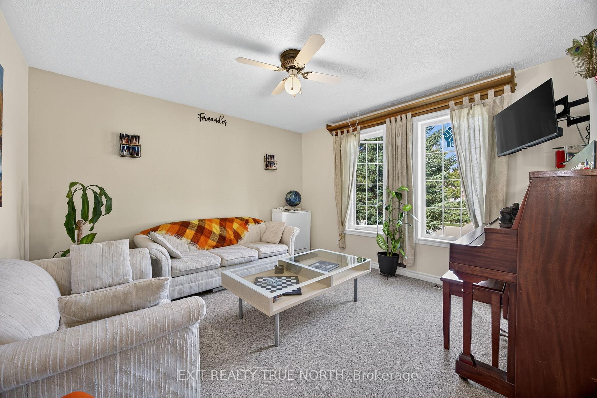 Photo 5 of 165 Ritchie Crescent, Springwater, Elmvale — HOMEH