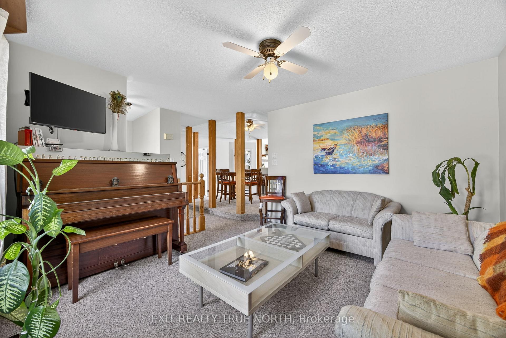 Photo 6 of 165 Ritchie Crescent, Springwater, Elmvale — HOMEH