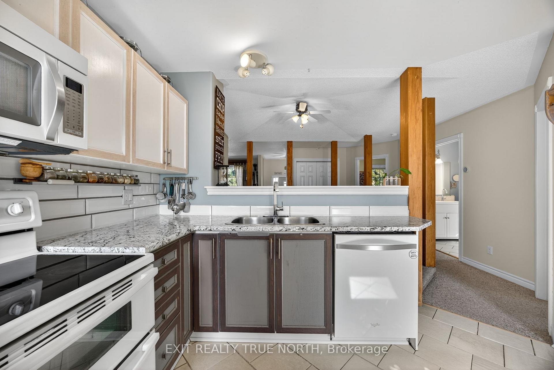 Photo 9 of 165 Ritchie Crescent, Springwater, Elmvale — HOMEH