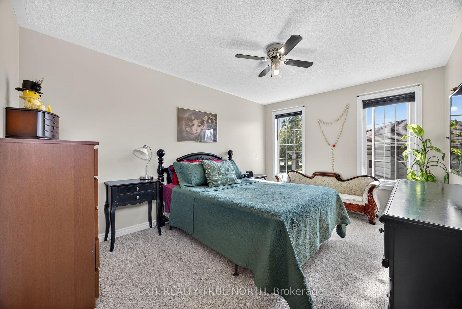 Photo 12 of 165 Ritchie Crescent, Springwater, Elmvale — HOMEH