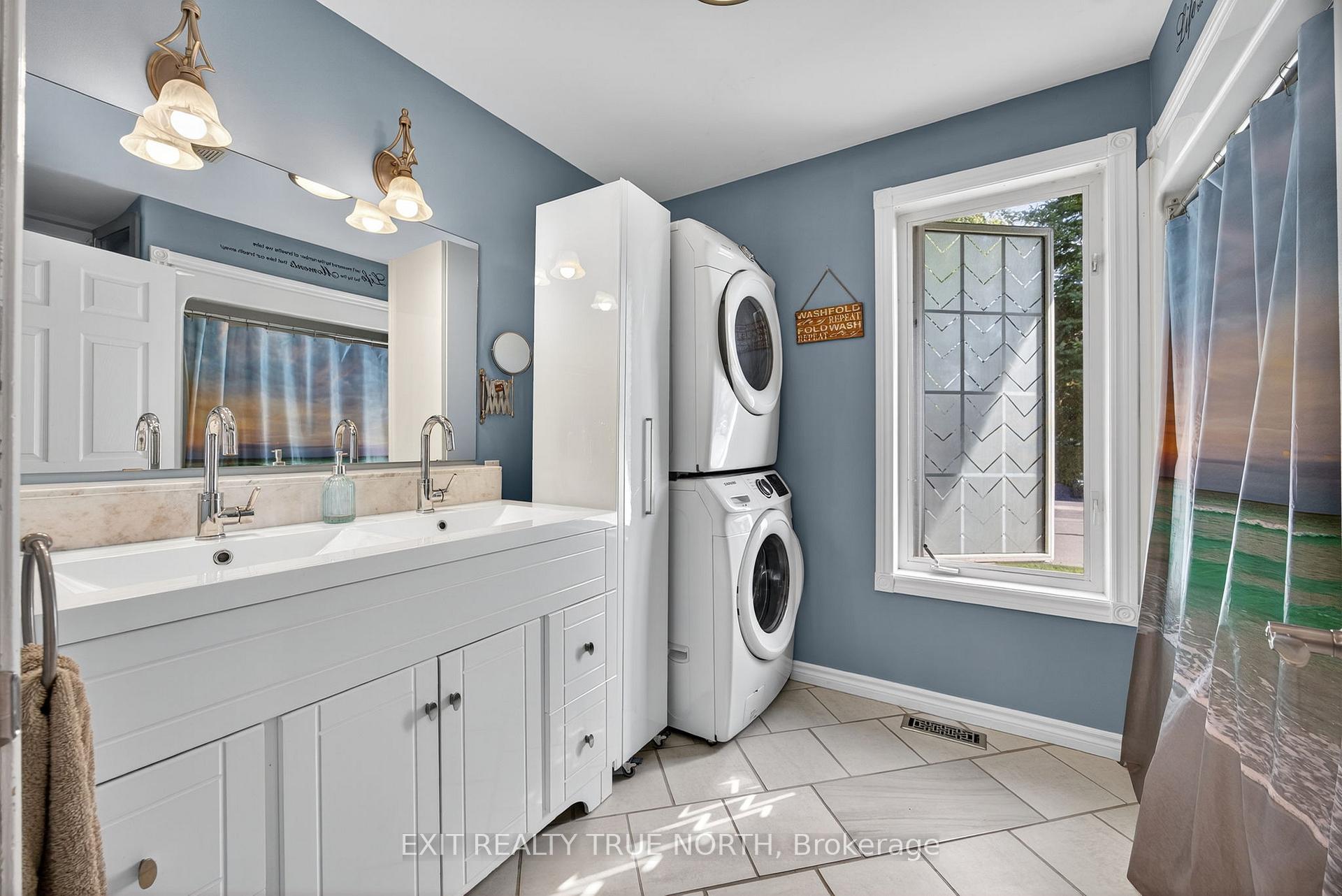 Photo 18 of 165 Ritchie Crescent, Springwater, Elmvale — HOMEH