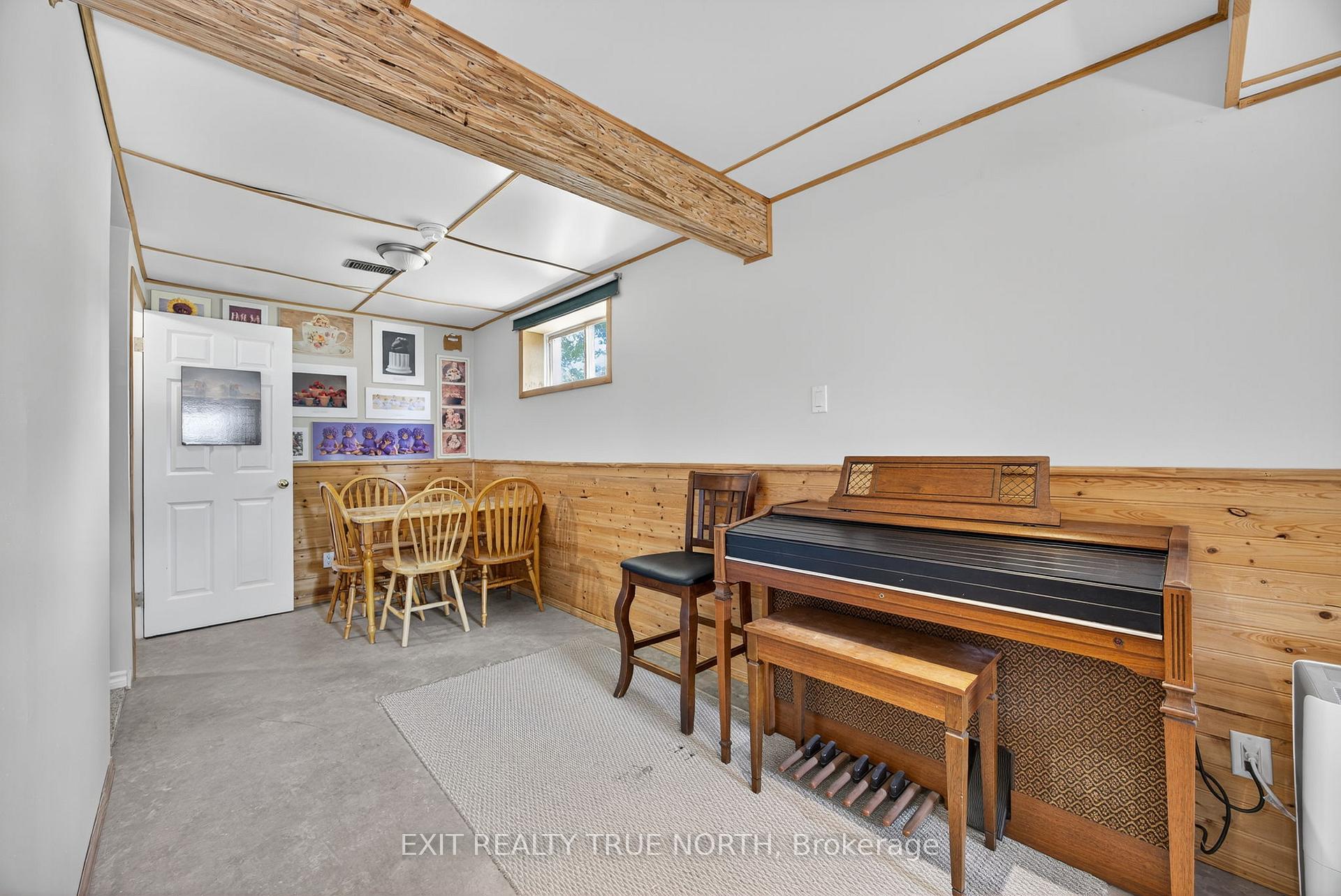 Photo 22 of 165 Ritchie Crescent, Springwater, Elmvale — HOMEH
