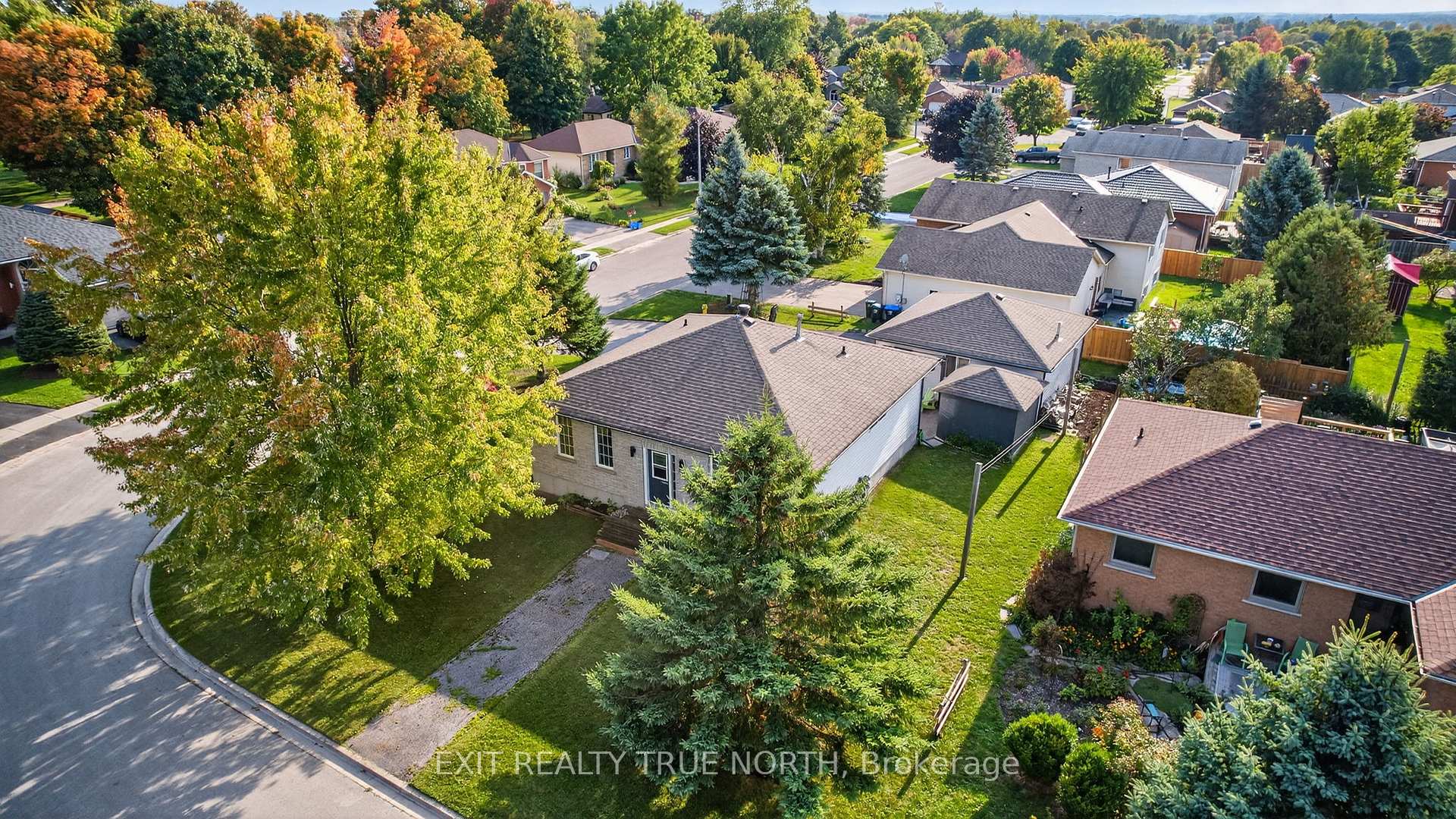 Photo 34 of 165 Ritchie Crescent, Springwater, Elmvale — HOMEH