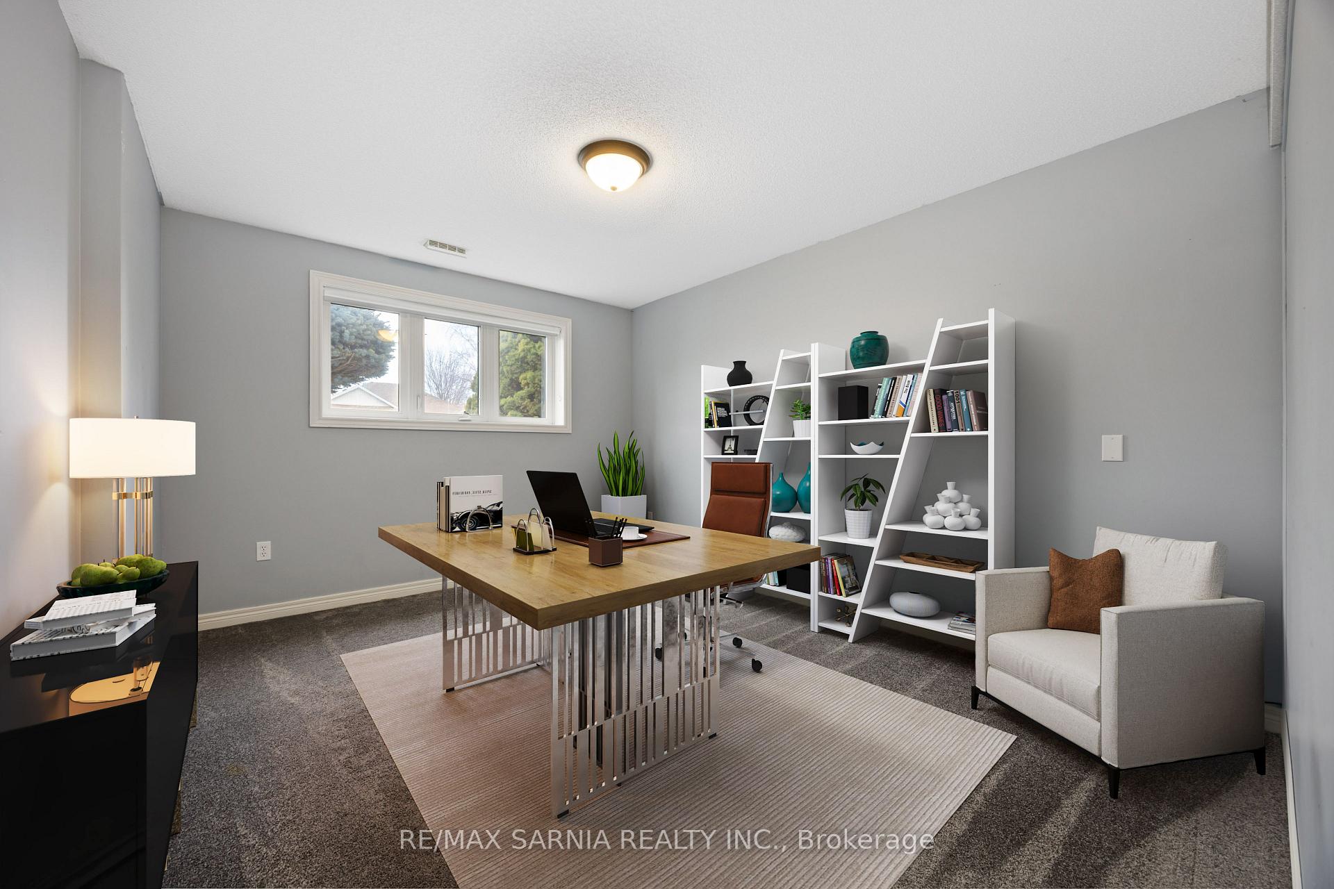 Photo 29 of 638 Bentinck Drive, St. Clair — HOMEH