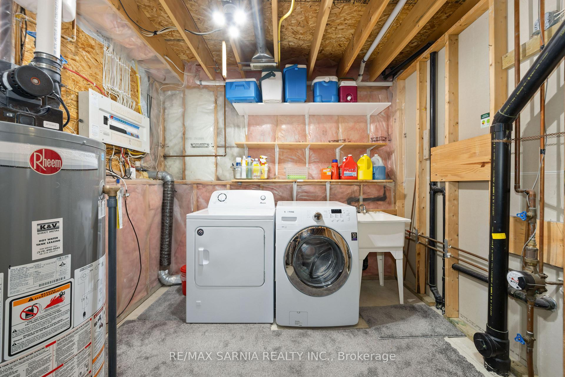 Photo 34 of 638 Bentinck Drive, St. Clair — HOMEH