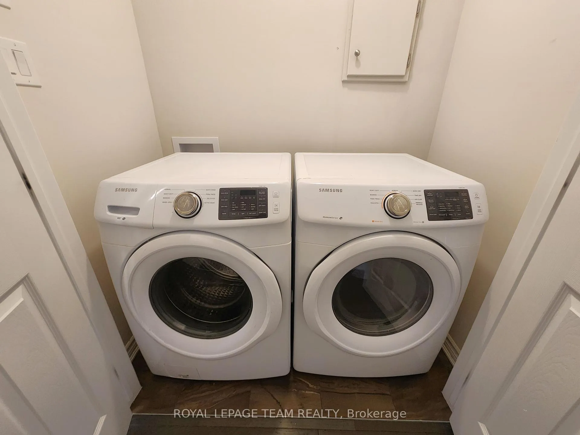 Photo 21 of 209 Hartsmere Drive, Ottawa, Stittsville (South) — HOMEH
