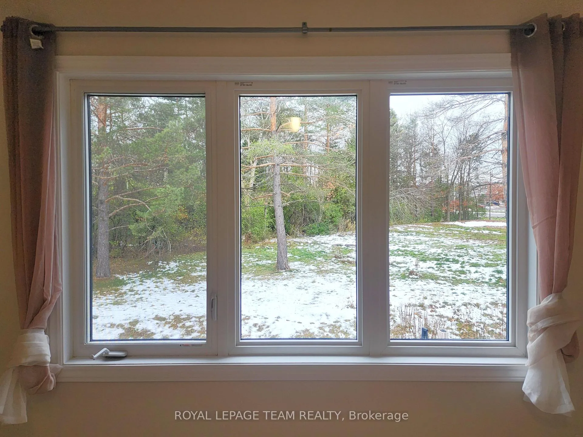 Photo 24 of 209 Hartsmere Drive, Ottawa, Stittsville (South) — HOMEH