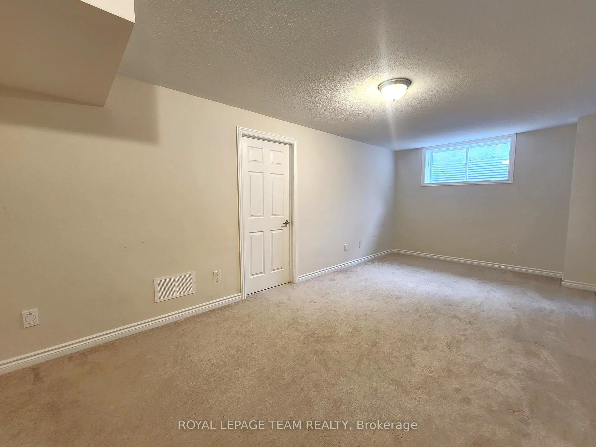 Photo 30 of 209 Hartsmere Drive, Ottawa, Stittsville (South) — HOMEH