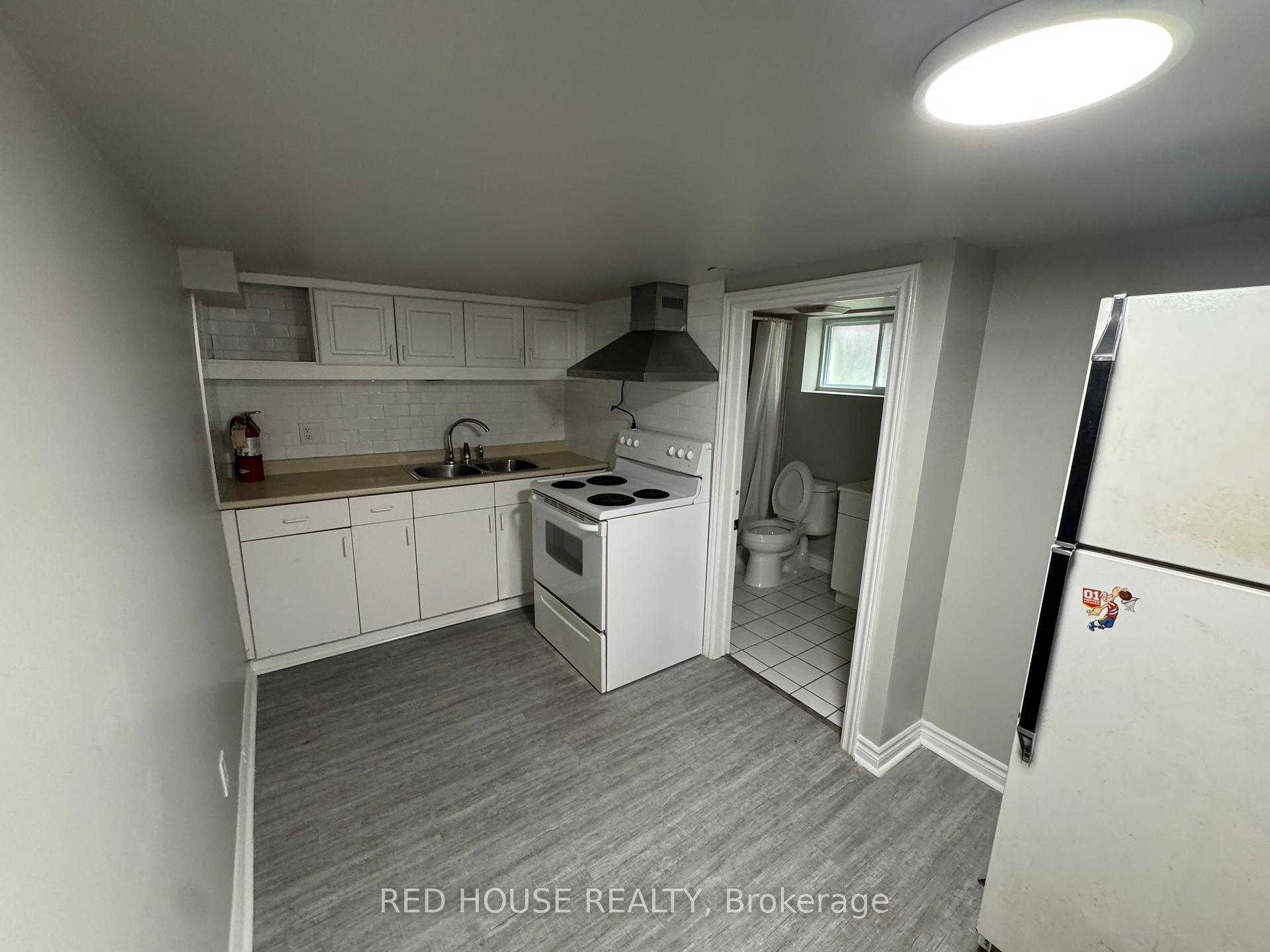 Photo 10 of 336 Queenston Street, St. Catharines, Oakdale — HOMEH