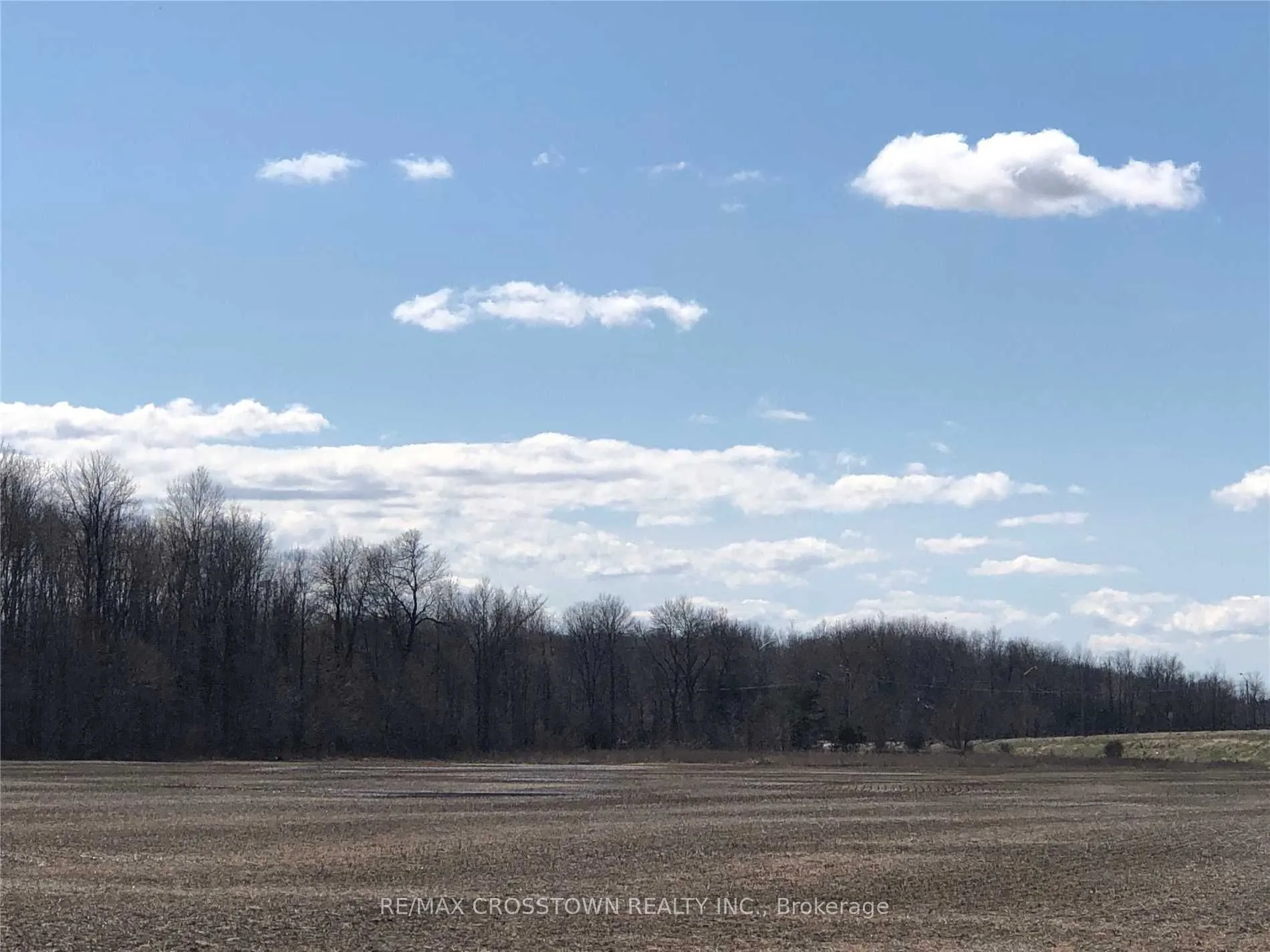 Photo 4 of 476 Penetanguishene Road, Springwater, Rural Springwater — HOMEH
