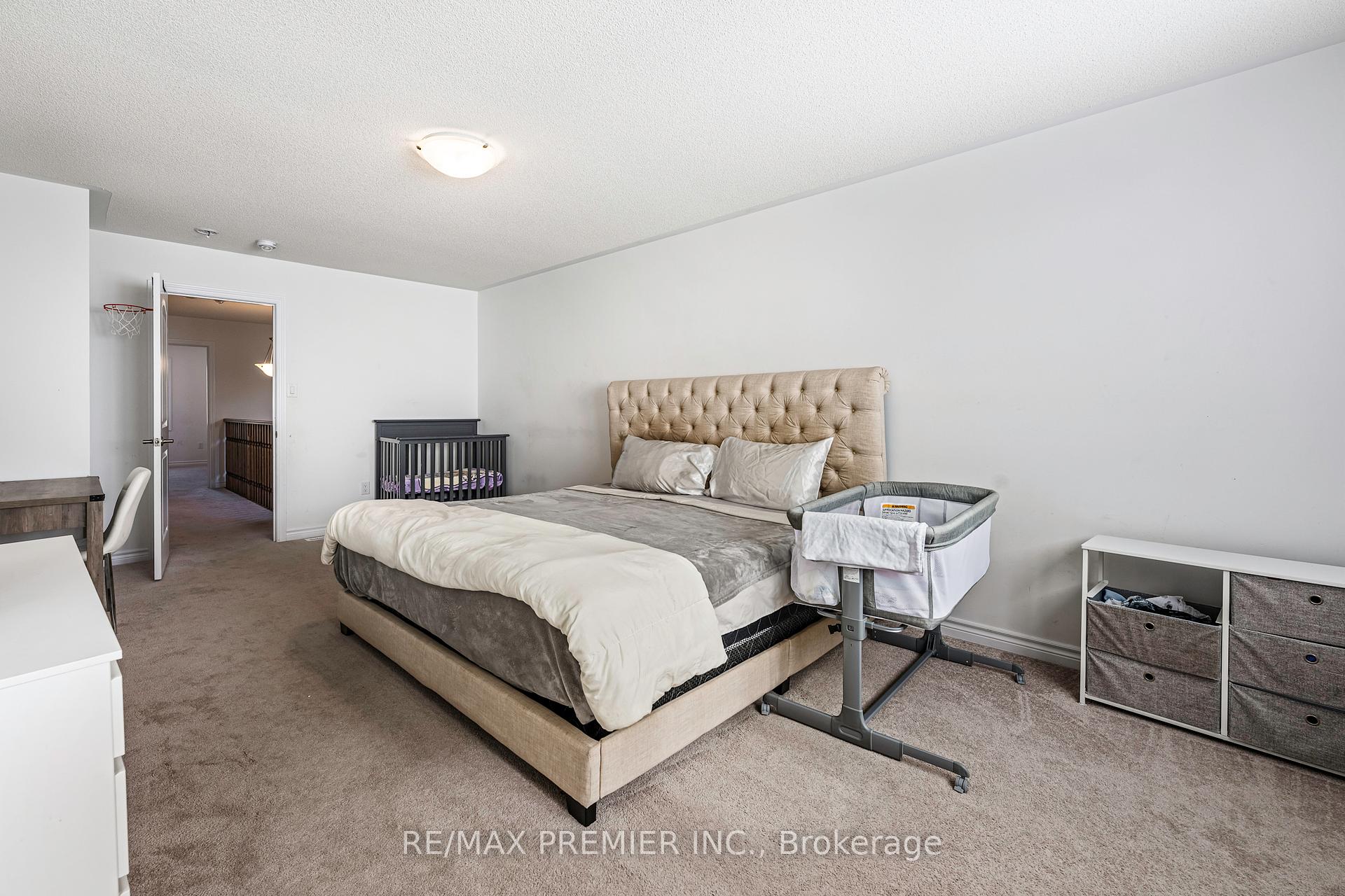 Photo 26 of 142 Werry Avenue, Southgate — HOMEH
