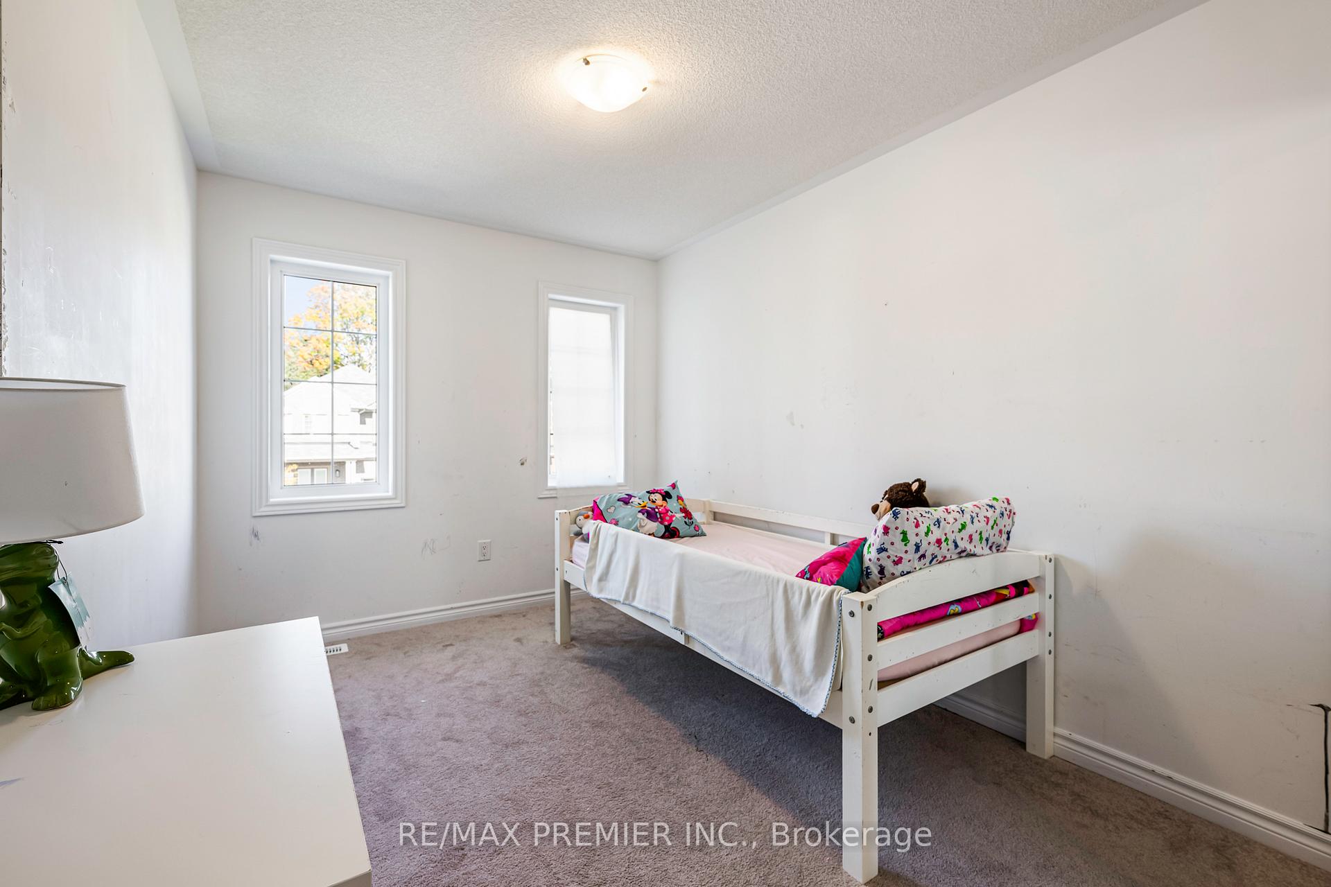 Photo 34 of 142 Werry Avenue, Southgate — HOMEH