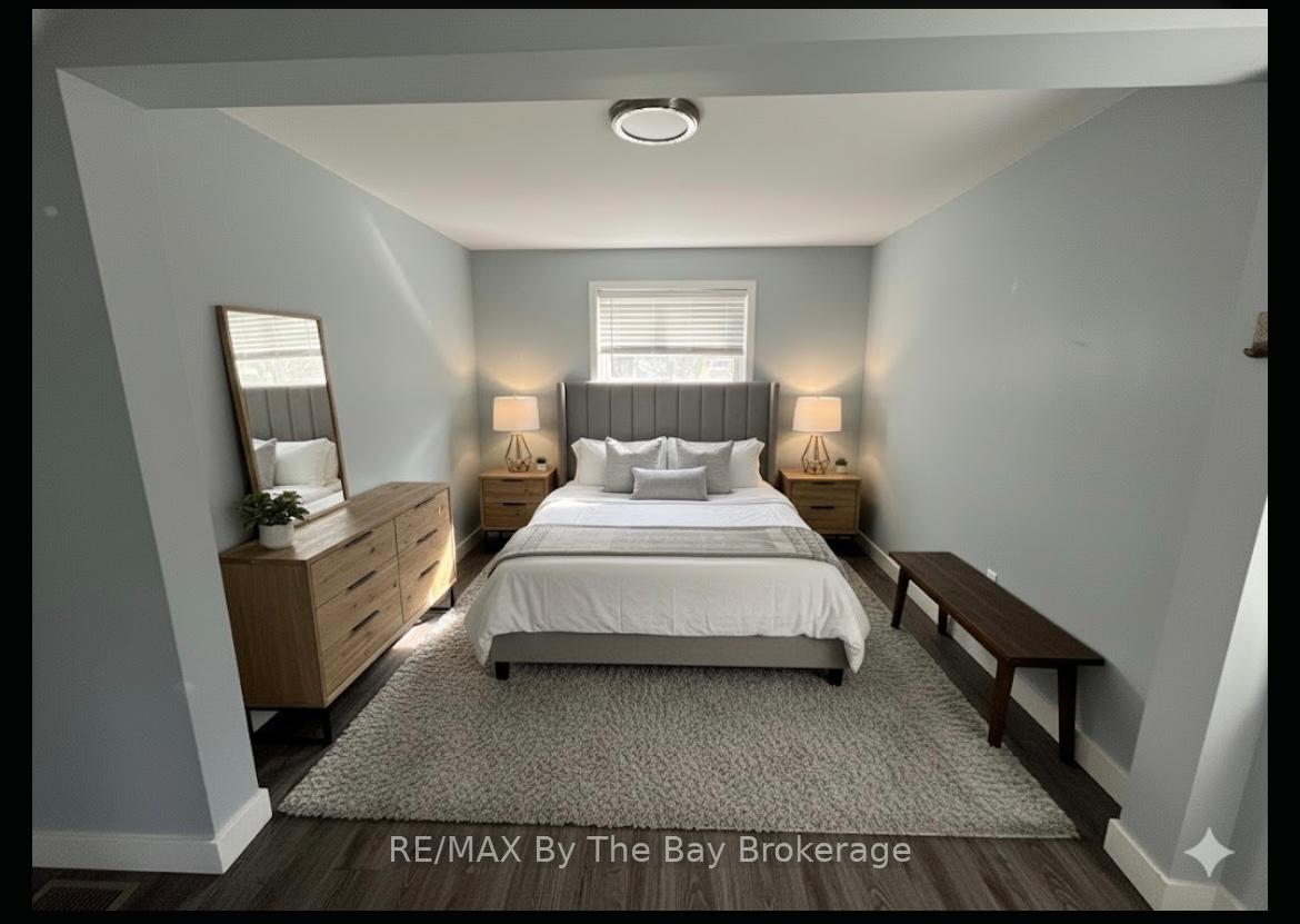 Photo 13 of 90 Grass Avenue, St. Catharines, Downtown — HOMEH